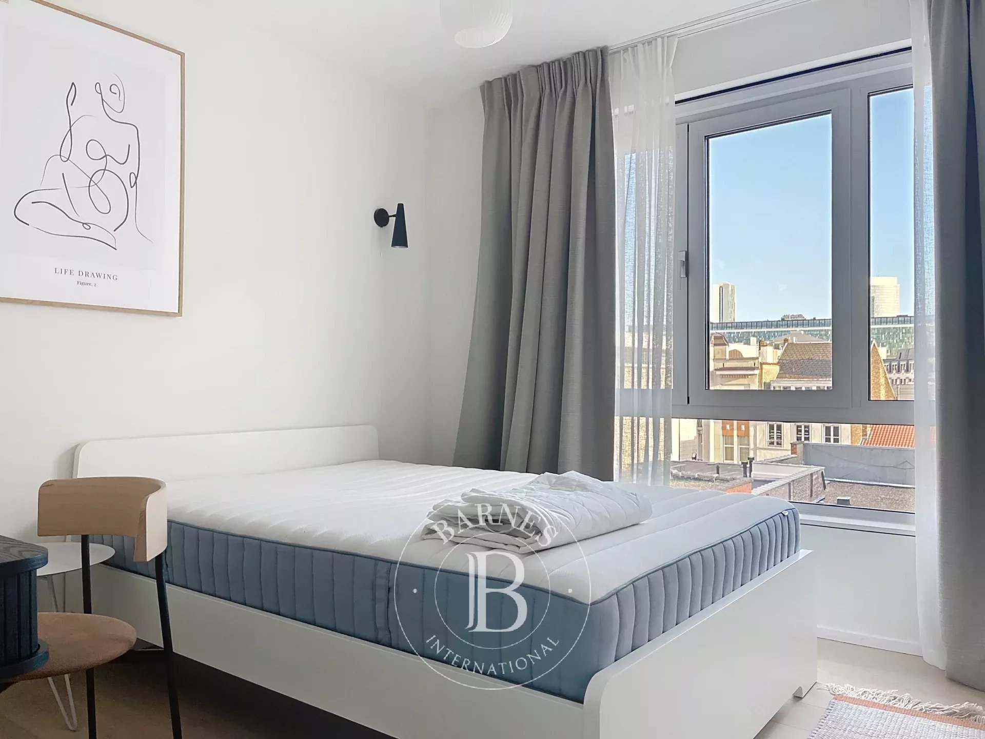 In the heart of Brussels - Furnished 3bedroom apartment