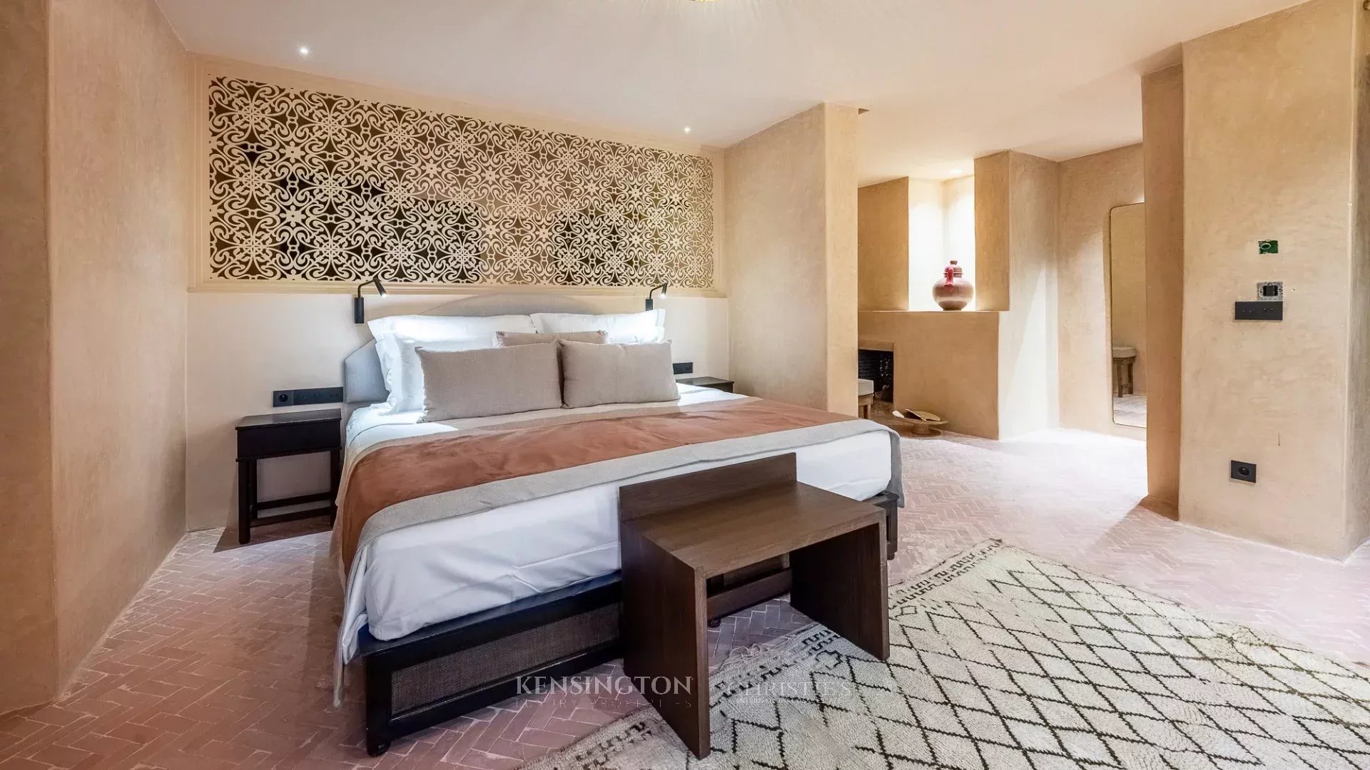 10 Bedroom Villa/Townhouse's Image 29
