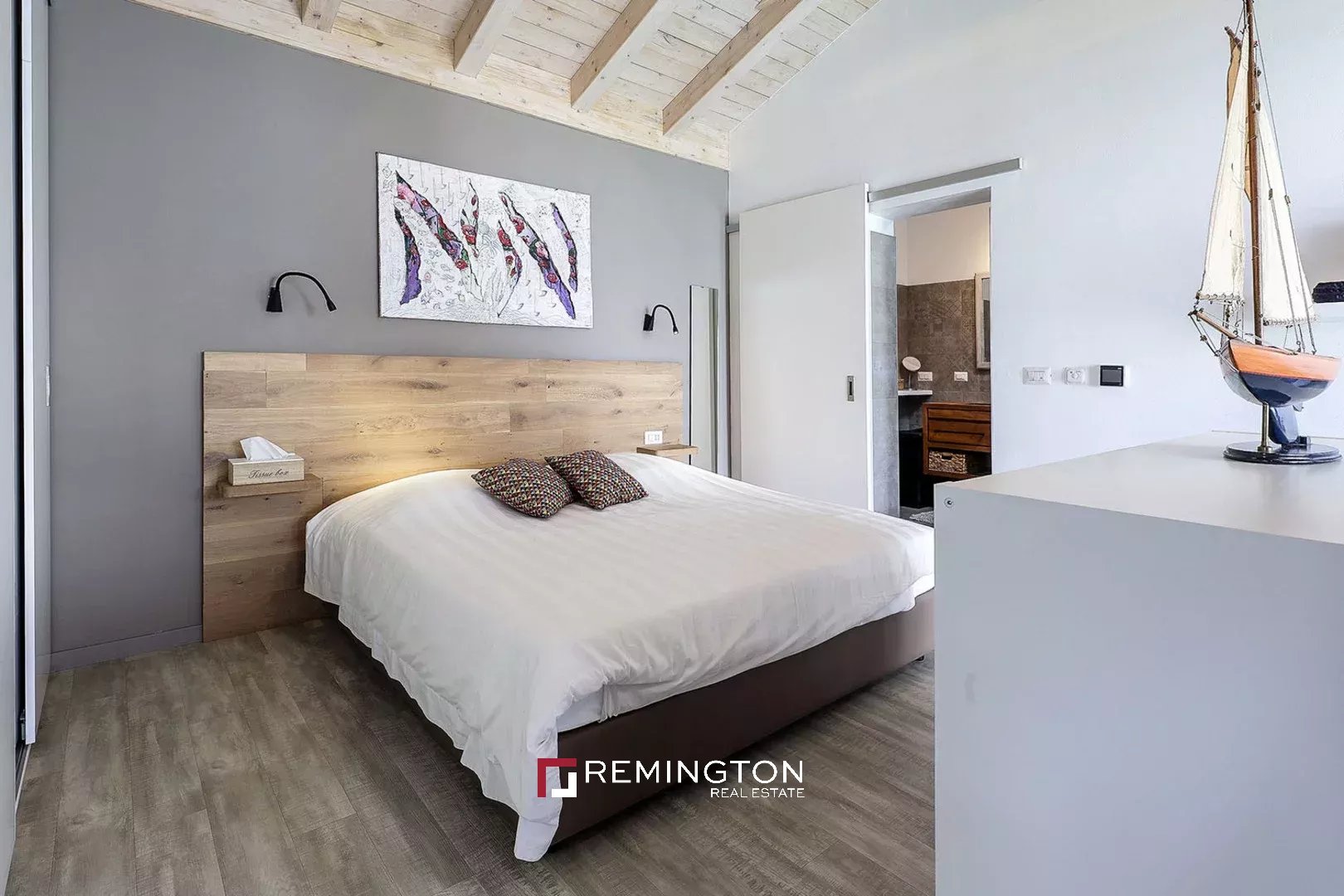 5 Bedroom Villa/Townhouse's Image 14
