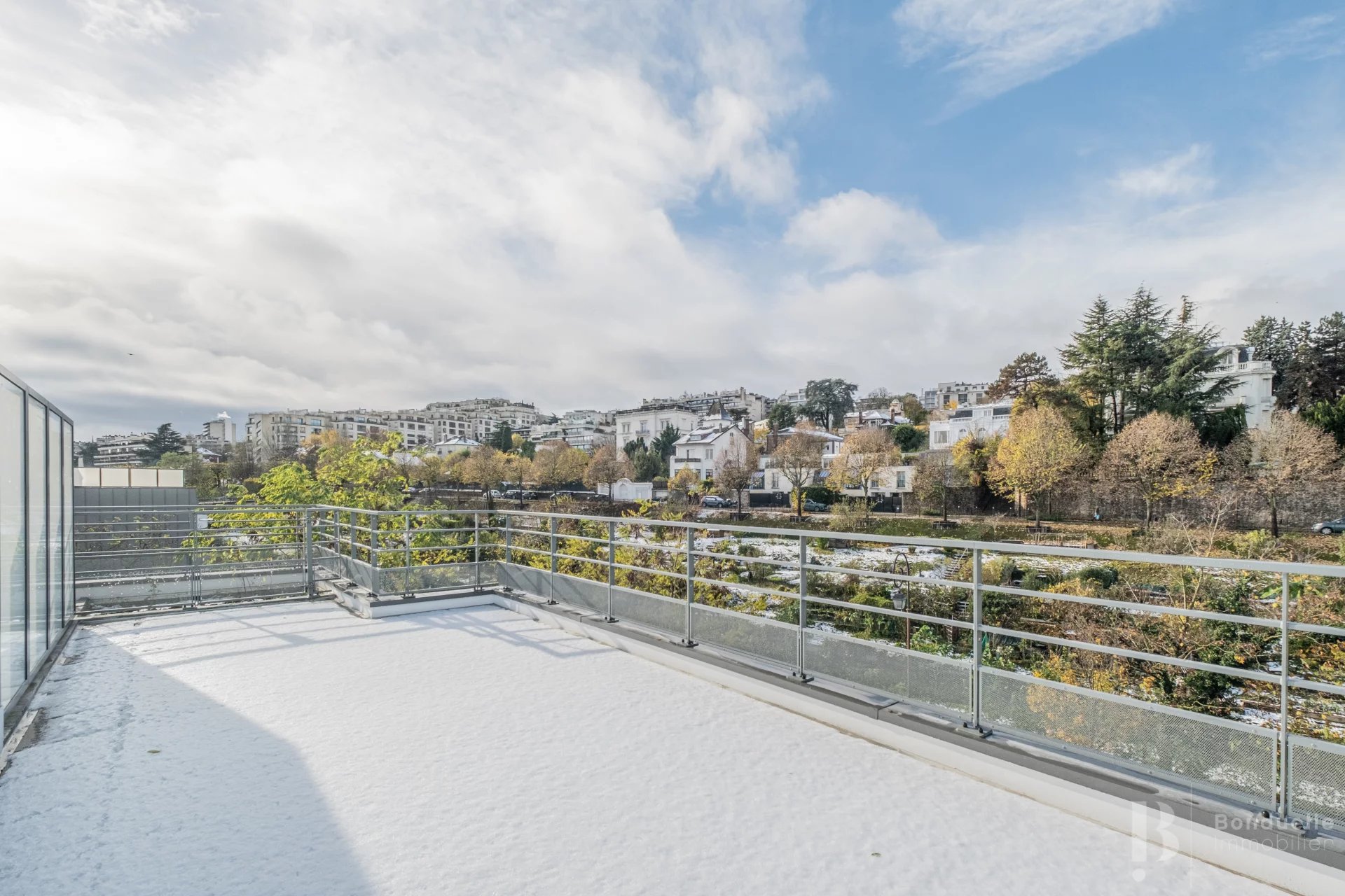 Rental Apartment Saint-Cloud Coteaux - Bords de Seine