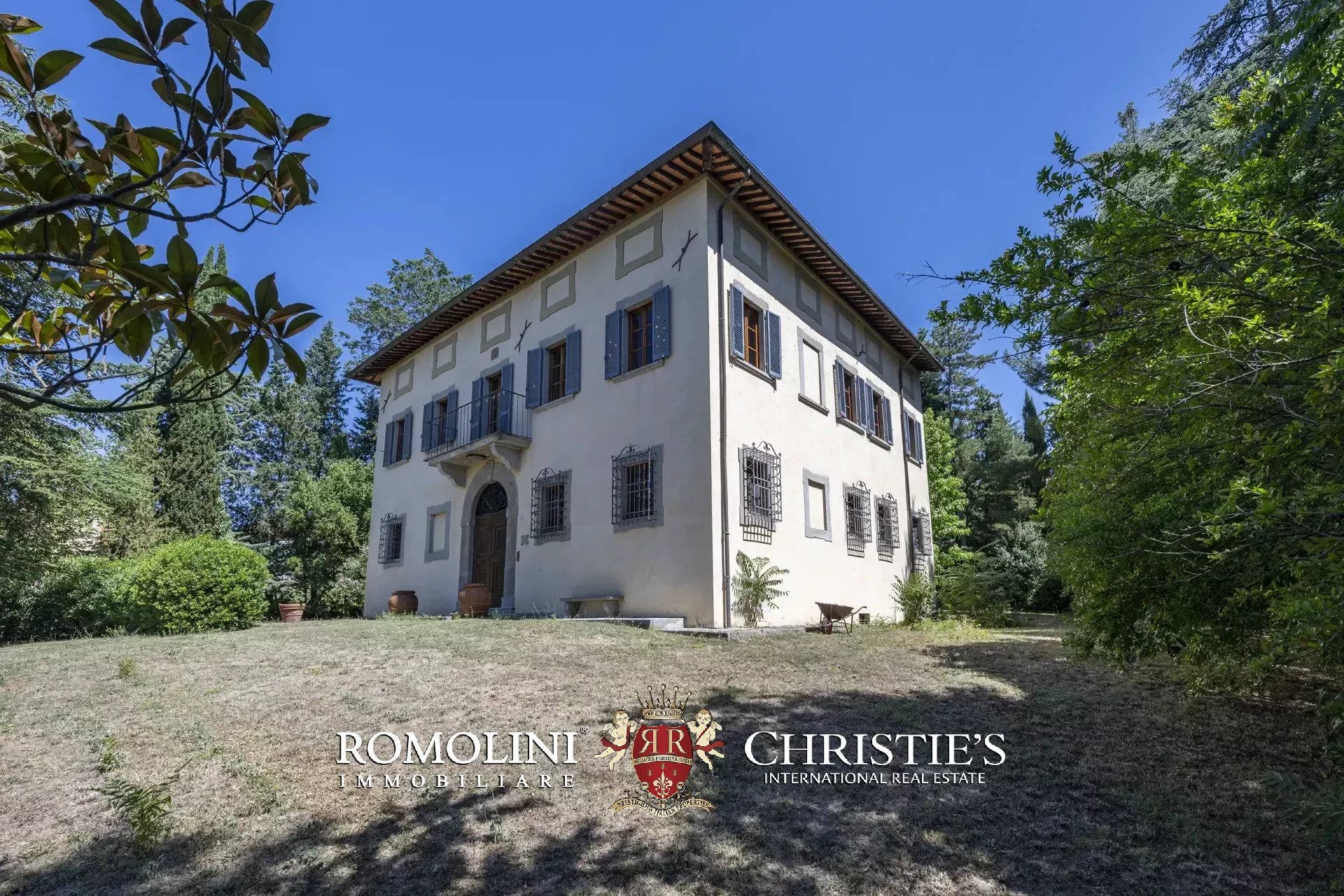 6 Bedroom Villa/Townhouse's Image 16