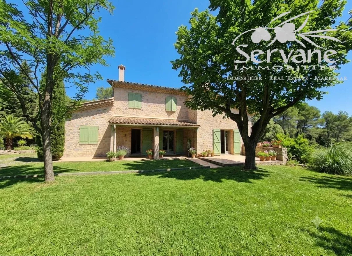 CHARMING MAS IN PROVENCE WITH POOL SUPERB VIEW