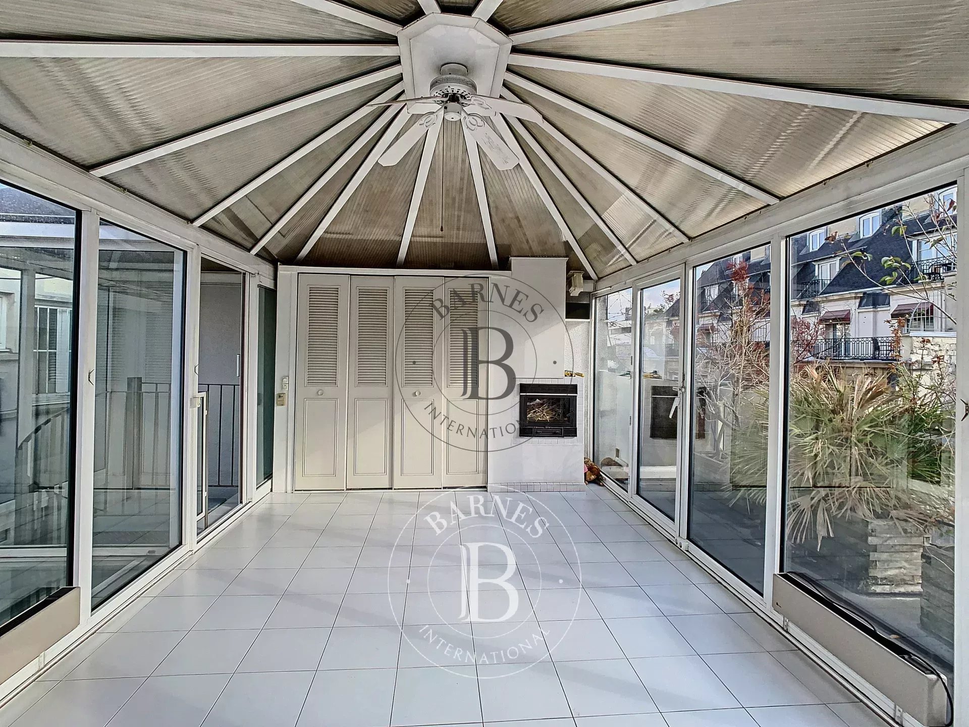 Daire Paris 8ème - picture 15