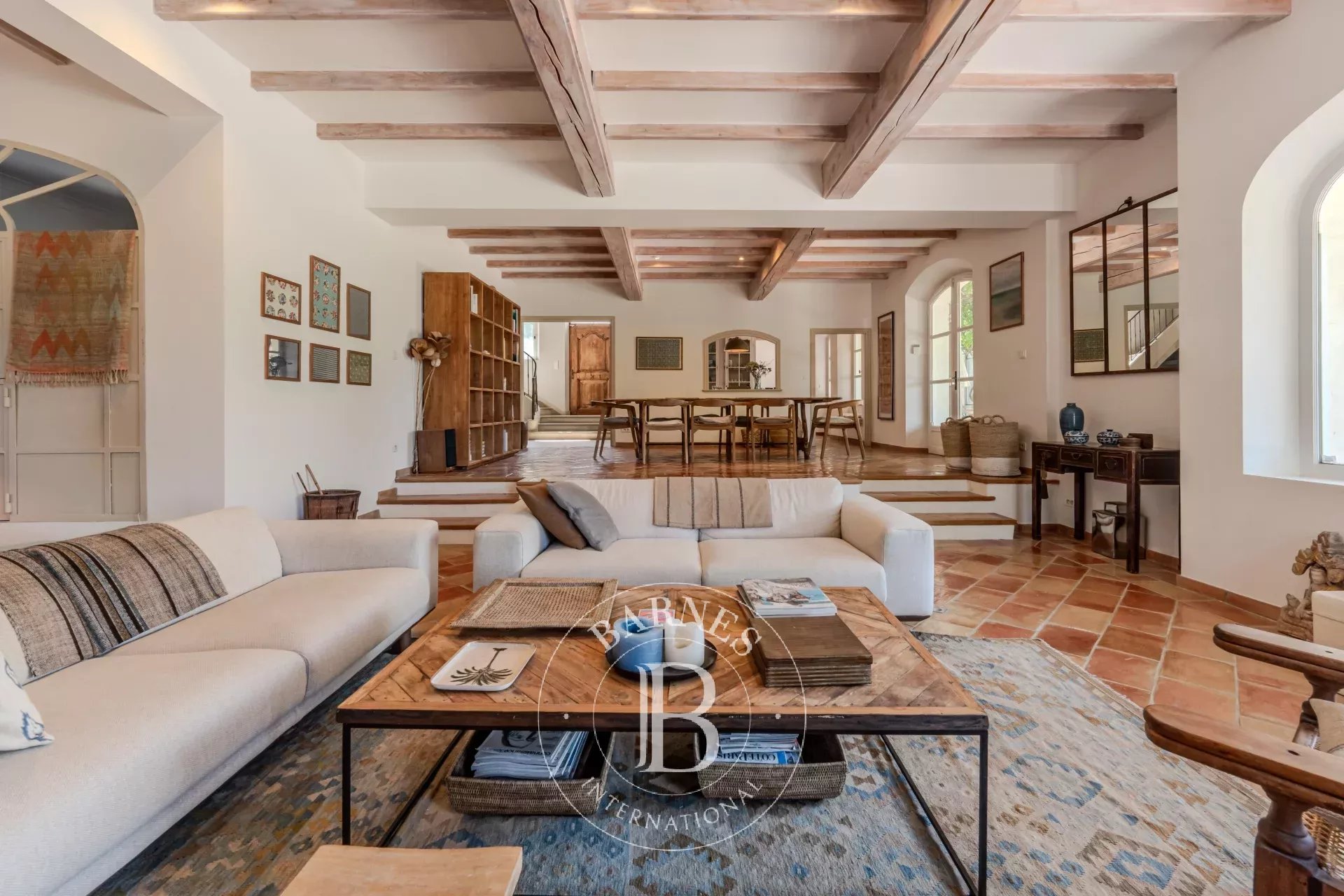AIX-EN-PROVENCE – BASTIDE 3,767 SQ FT – 75,347 SQ FT GROUNDS – SALT POOL – INDEPENDENT APARTMENT - picture 8