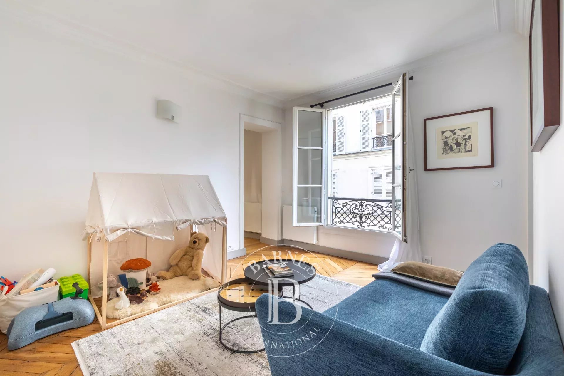 Daire Paris 4ème - picture 13