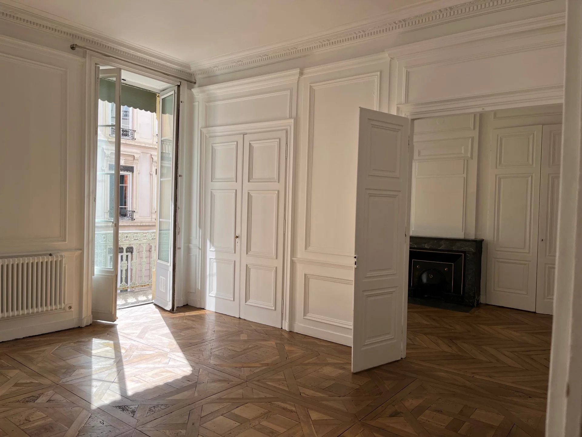 86189242 Location Lyon 6ème