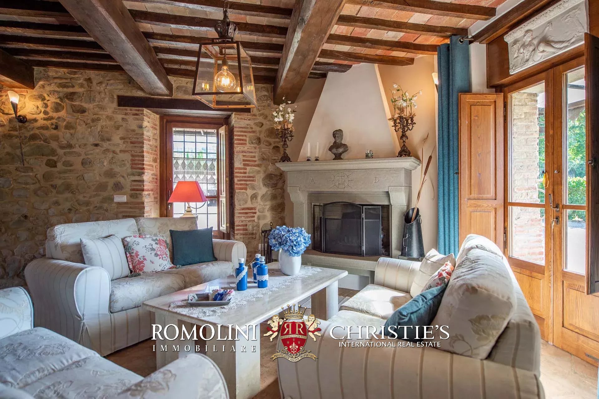 4 Bedroom Villa/Townhouse's Image 36