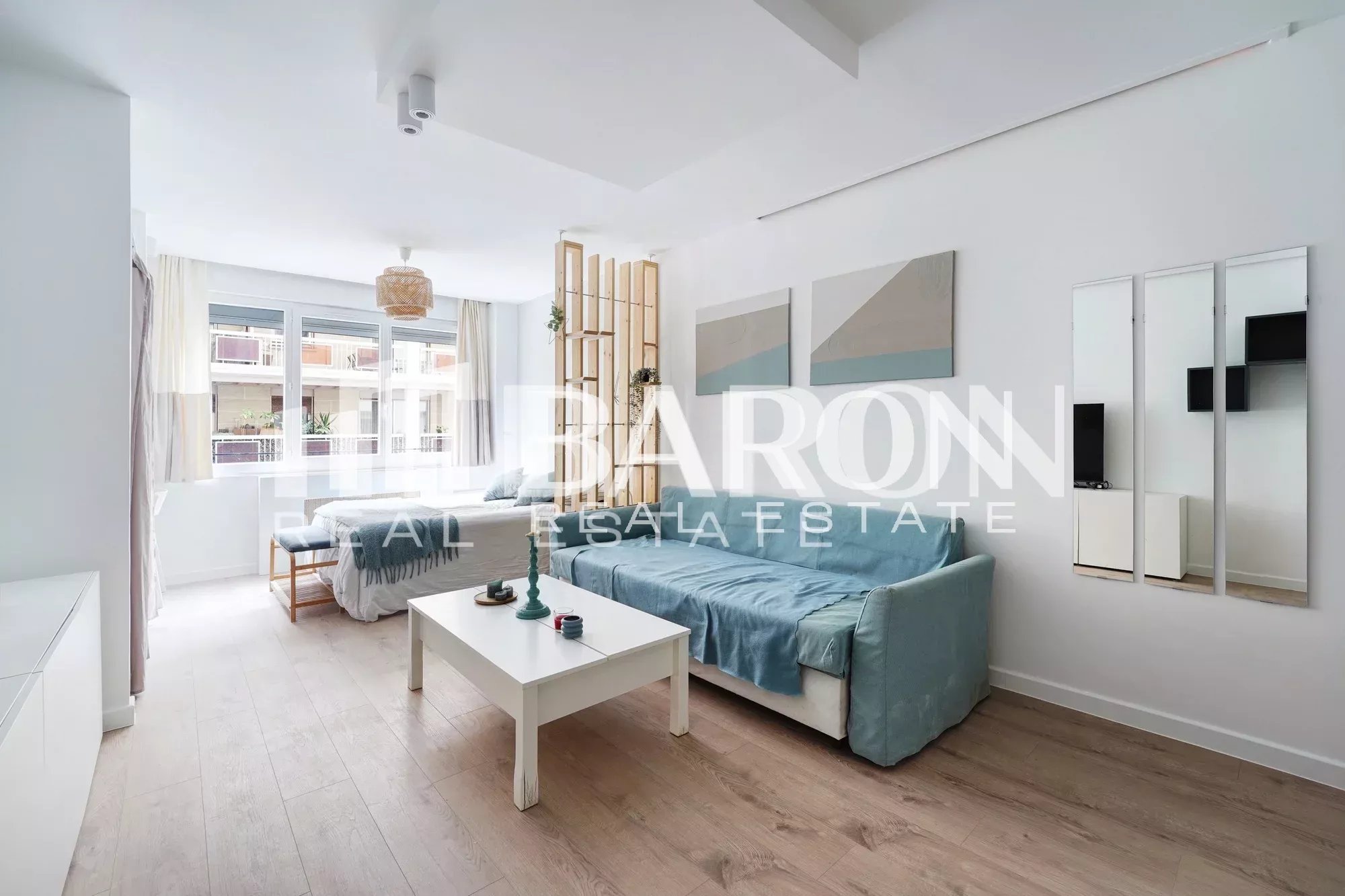 PARIS XVI - PASSY / LA MUETTE - APPARTEMENT 1 PIECE 33 M2 - Photo 3
