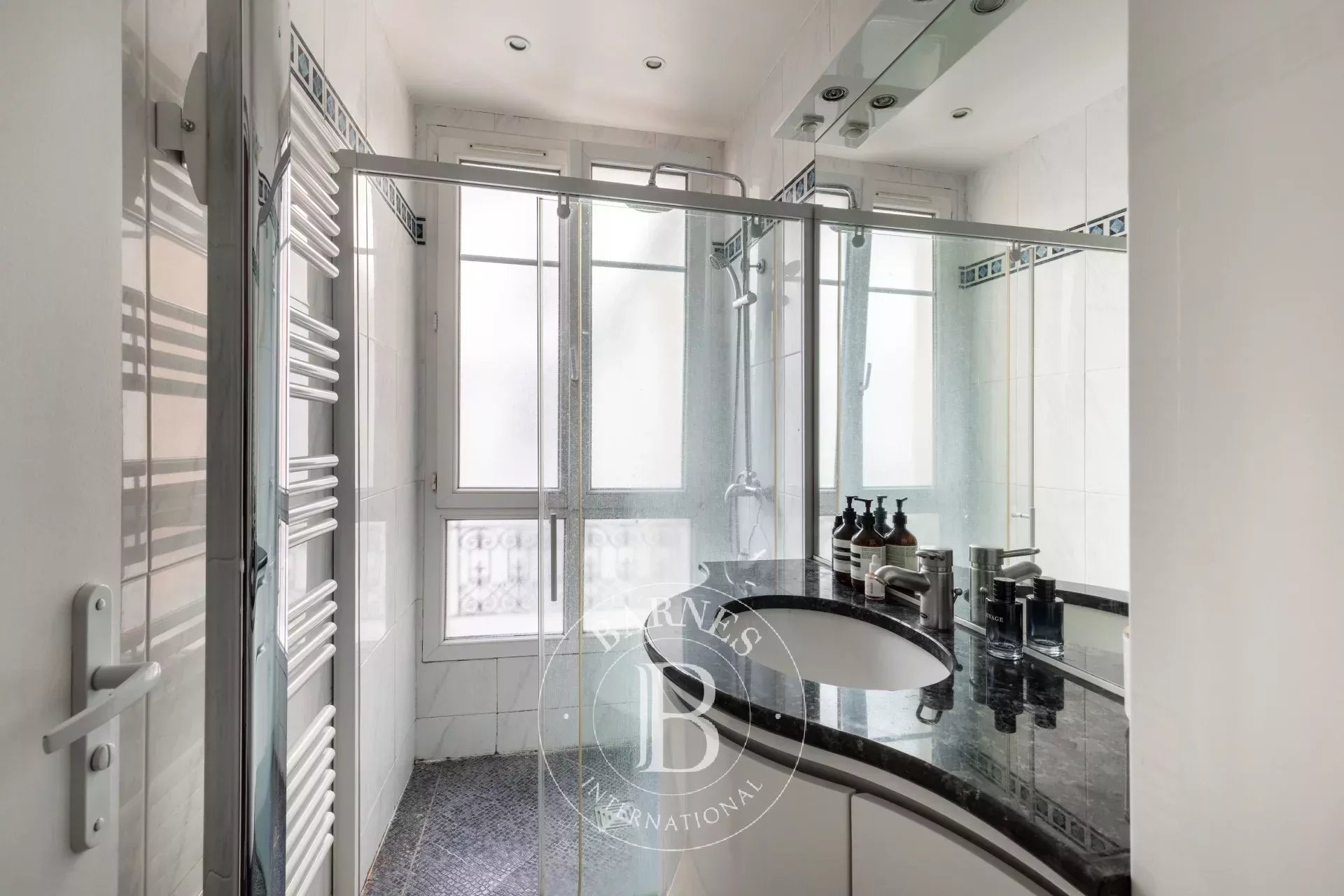 Daire Paris 17ème - picture 11