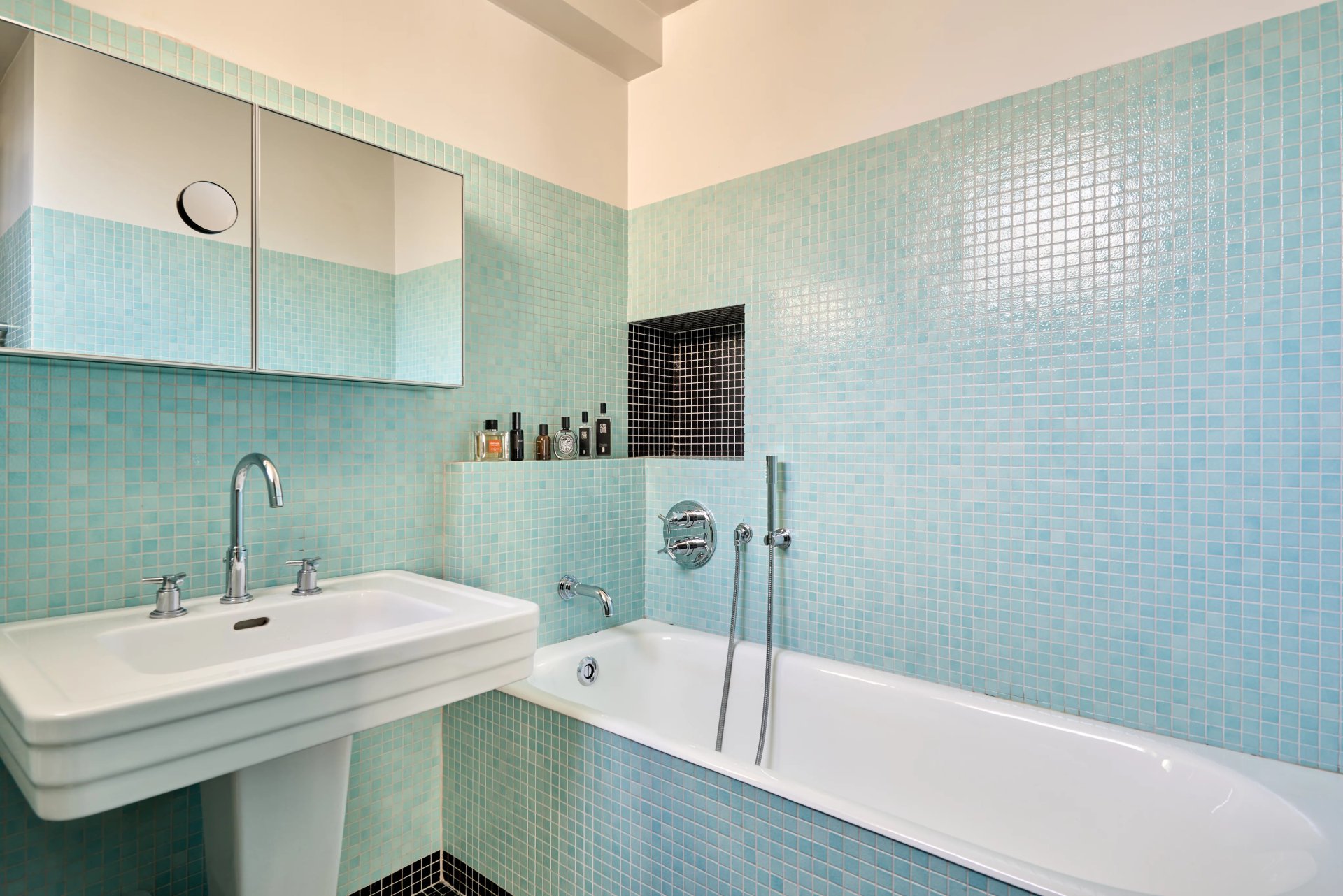 4 Bedroom Apartment/Flat's Image 13