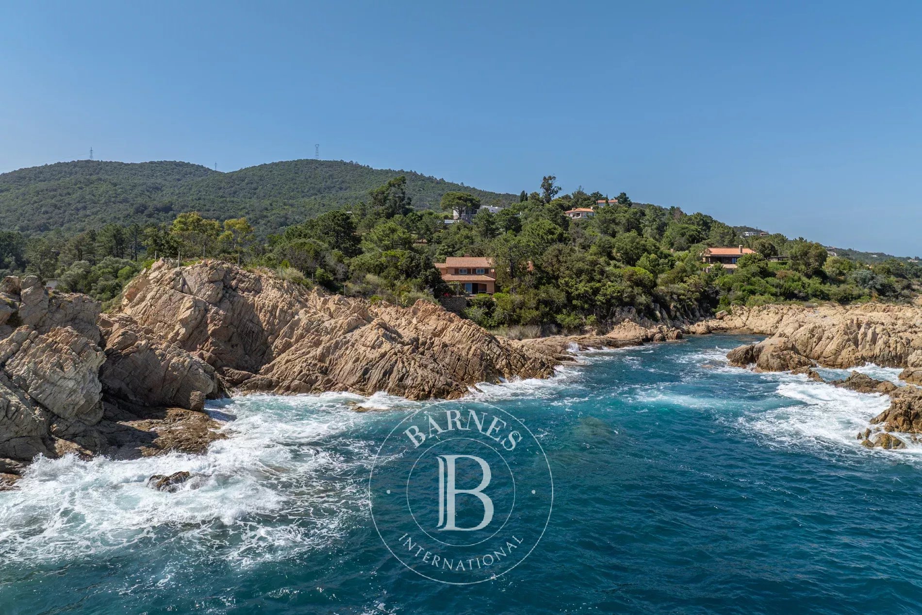 Villa Sari-Solenzara  -  ref 85961724 (picture 3)