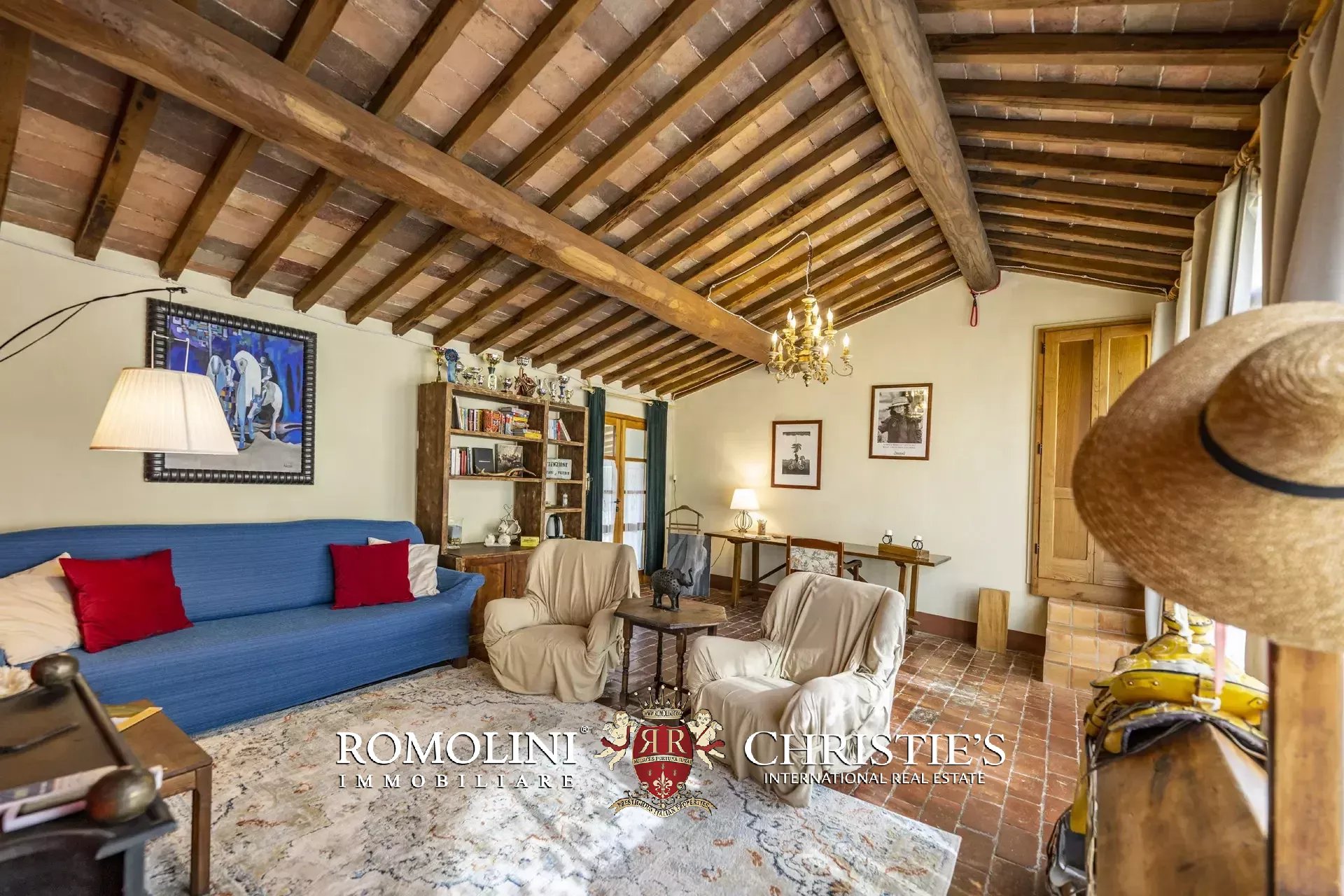 9 Bedroom Horse Property's Image 93