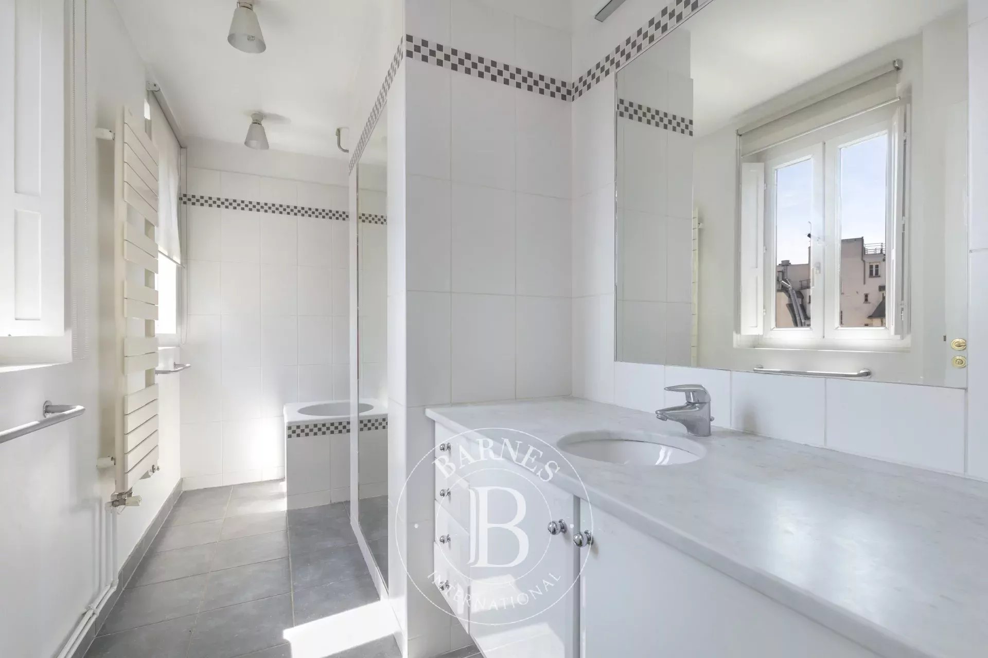 Daire Paris 17ème - picture 10