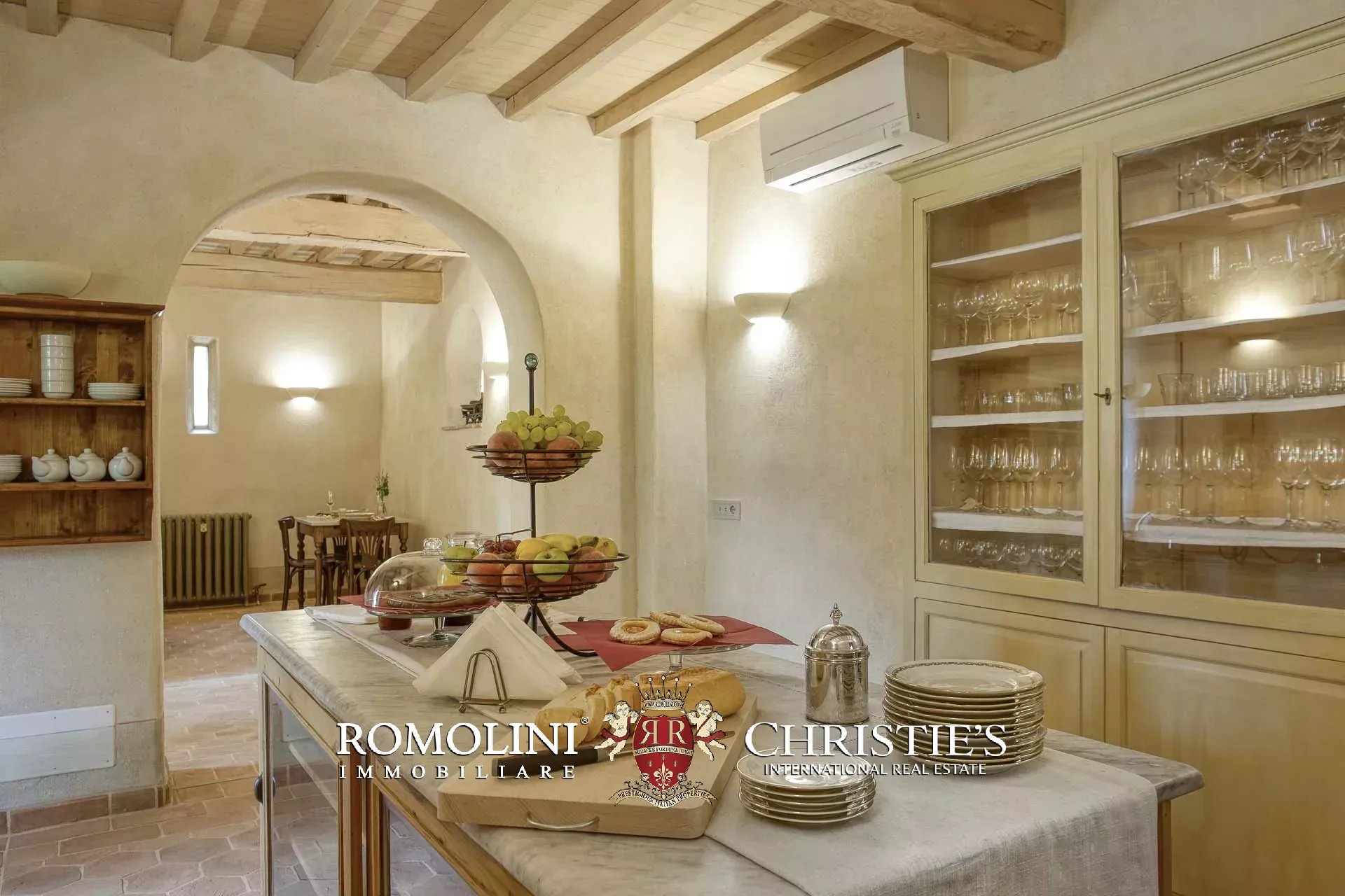 13 Bedroom Villa/Townhouse's Image 85