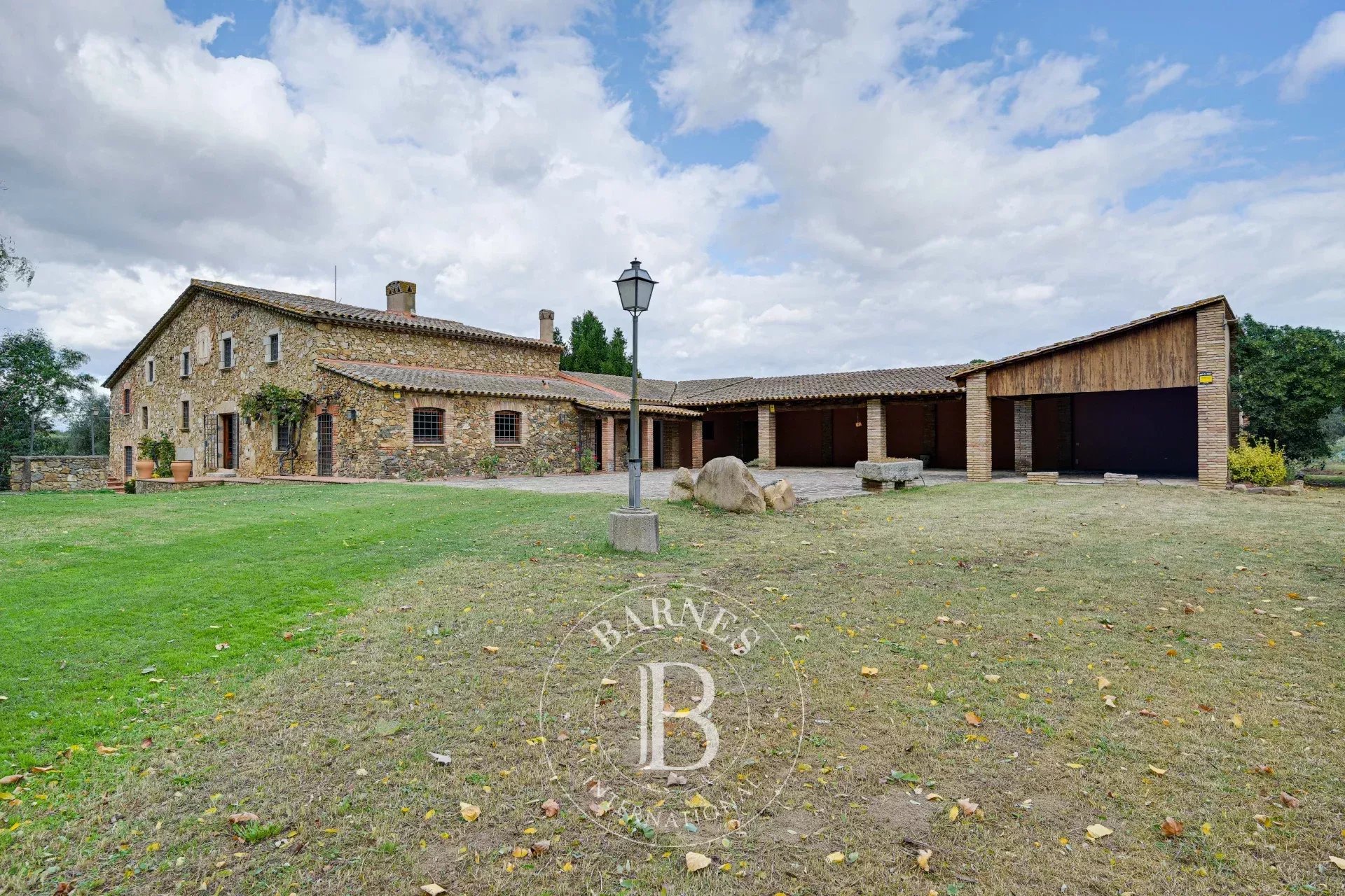 Çiftlik Llagostera - picture 4