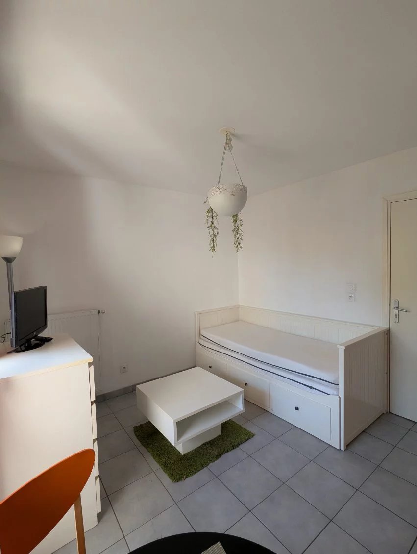 87246752 Location Vaulx-en-Velin