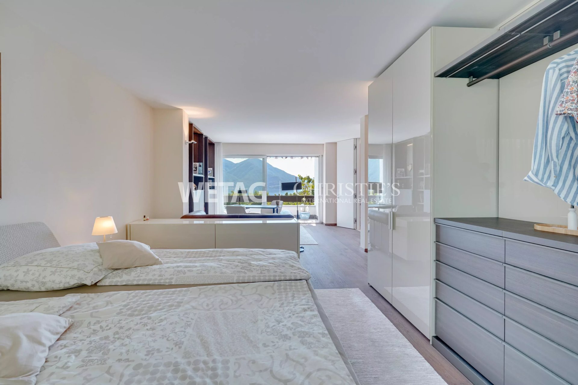 2 Bedroom Apartment/Flat's Image 3