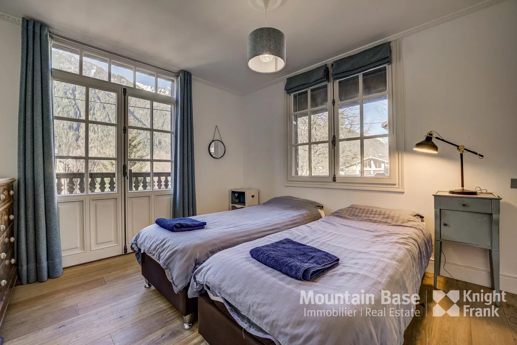 Photo of A beautifully renovated, 6-bedroom house in central Chamonix