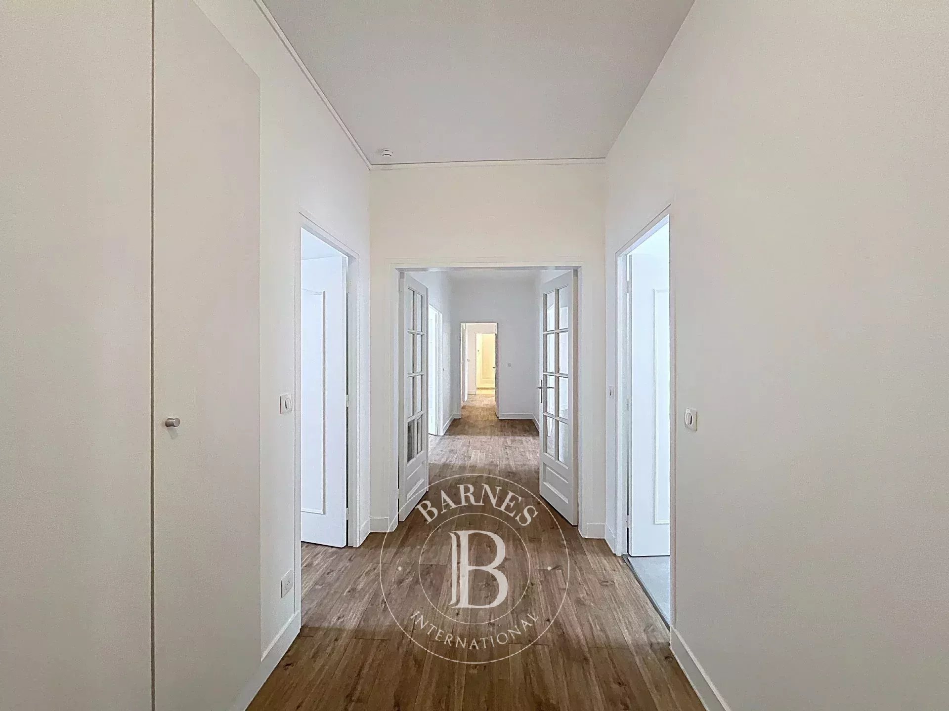 The BARNES rental department... - picture 3