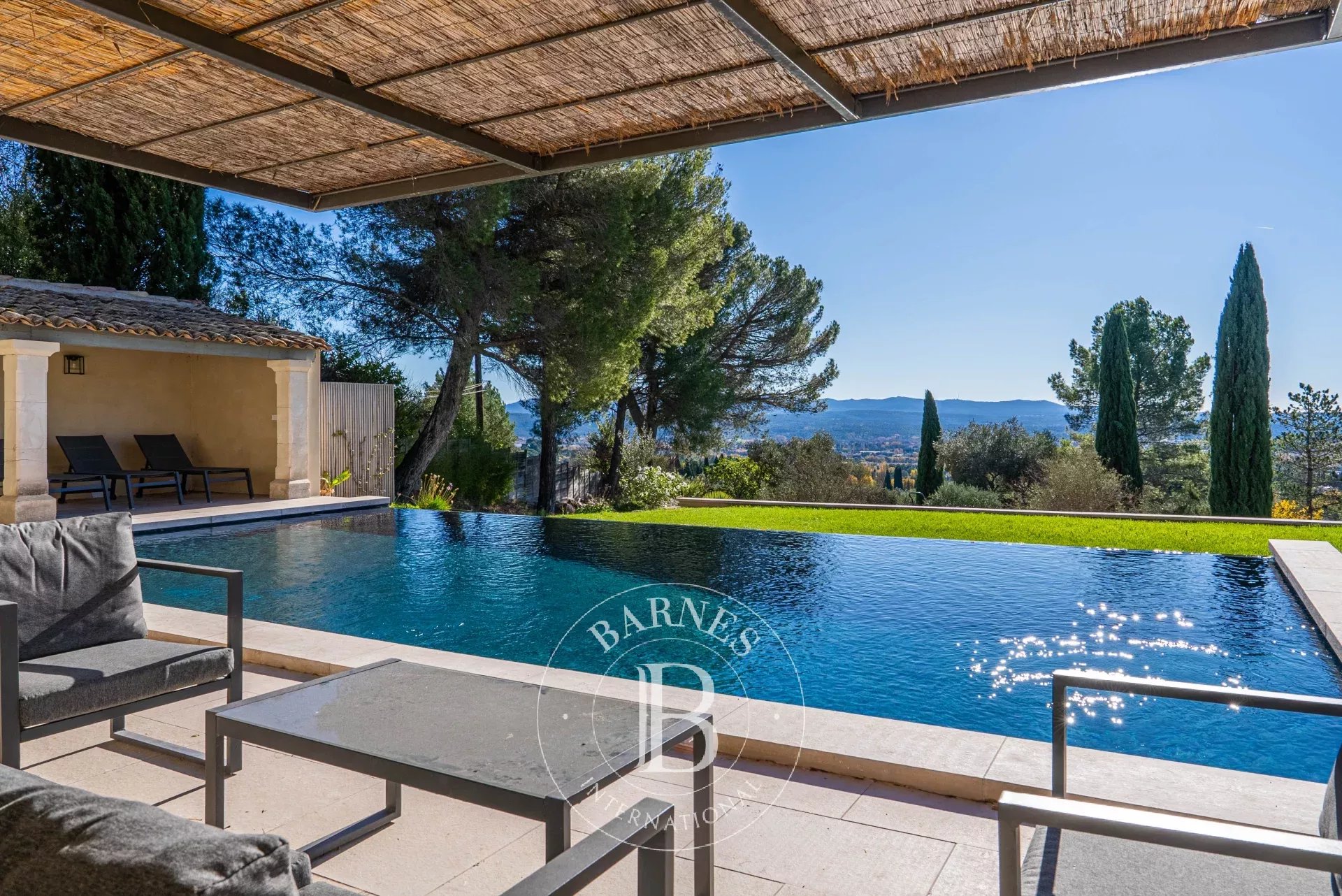 Kirevi Aix-en-Provence - picture 7