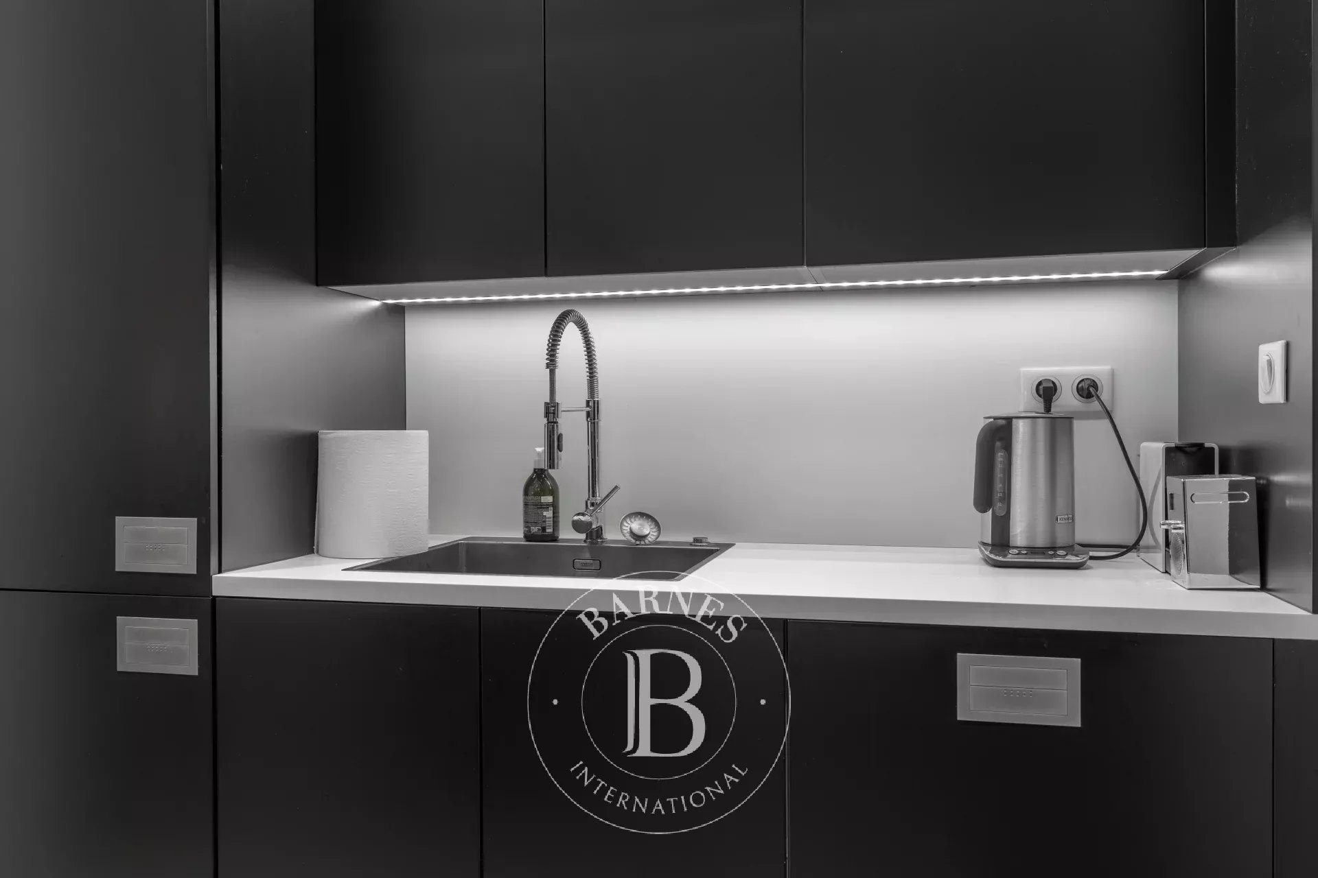 Daire Neuilly-sur-Seine - picture 6