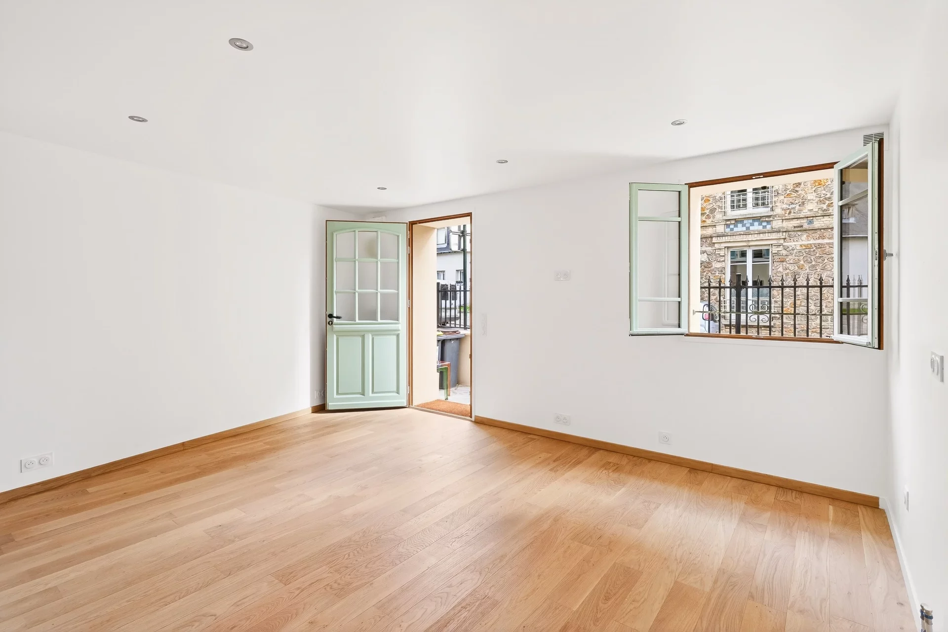 Marnes-la-Coquette - VILLAGE