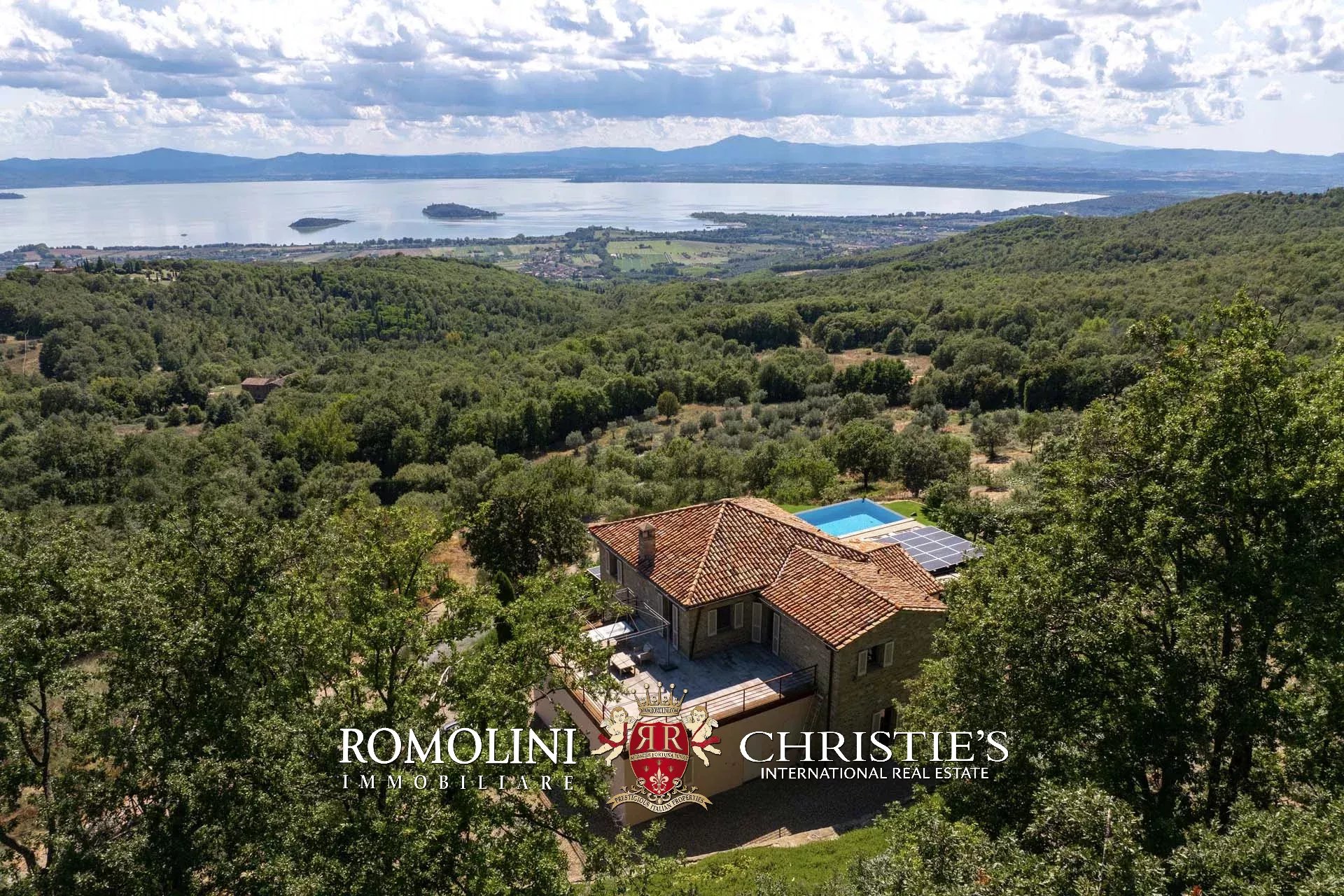 LAGO TRASIMENO: VILLE IN VENDITA, CASALI, AGRITURISMO VISTA LAGO