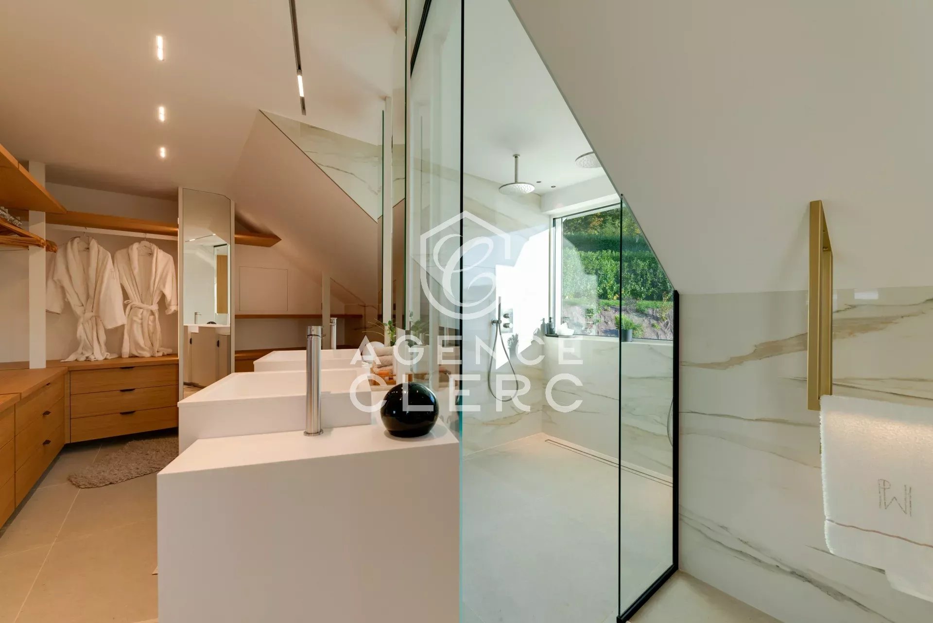Sale House Annecy-le-Vieux