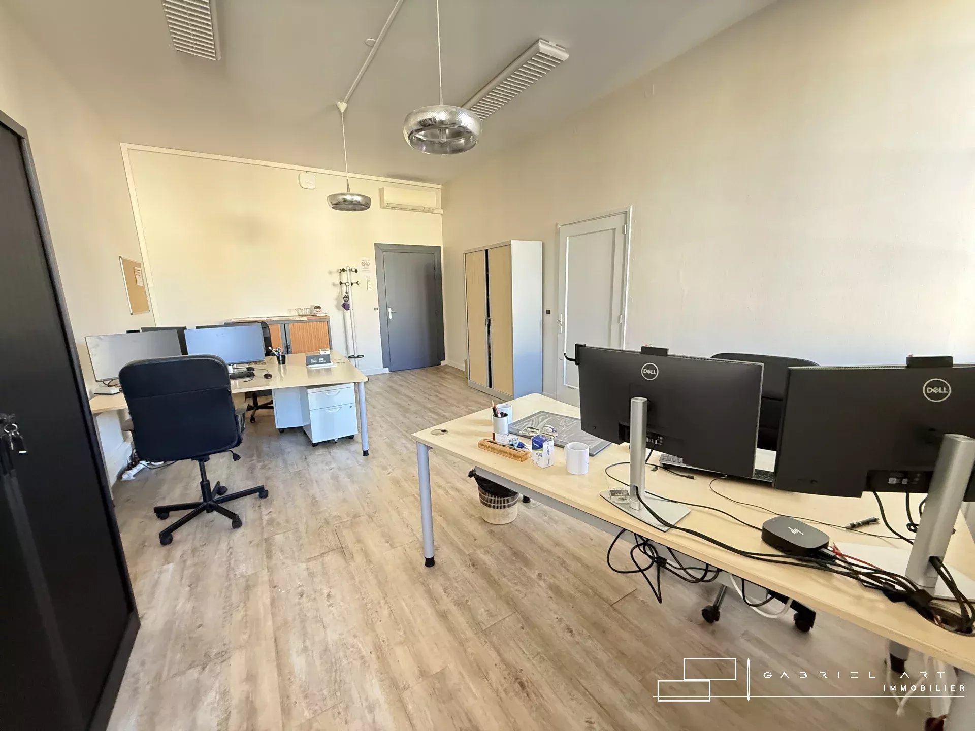 Agence immobilière de 