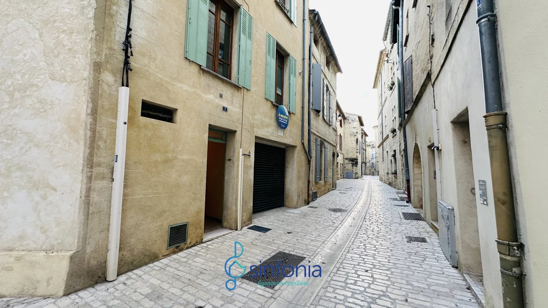 Maison de Ville en Plein Cur Historique de Uzès avec garage