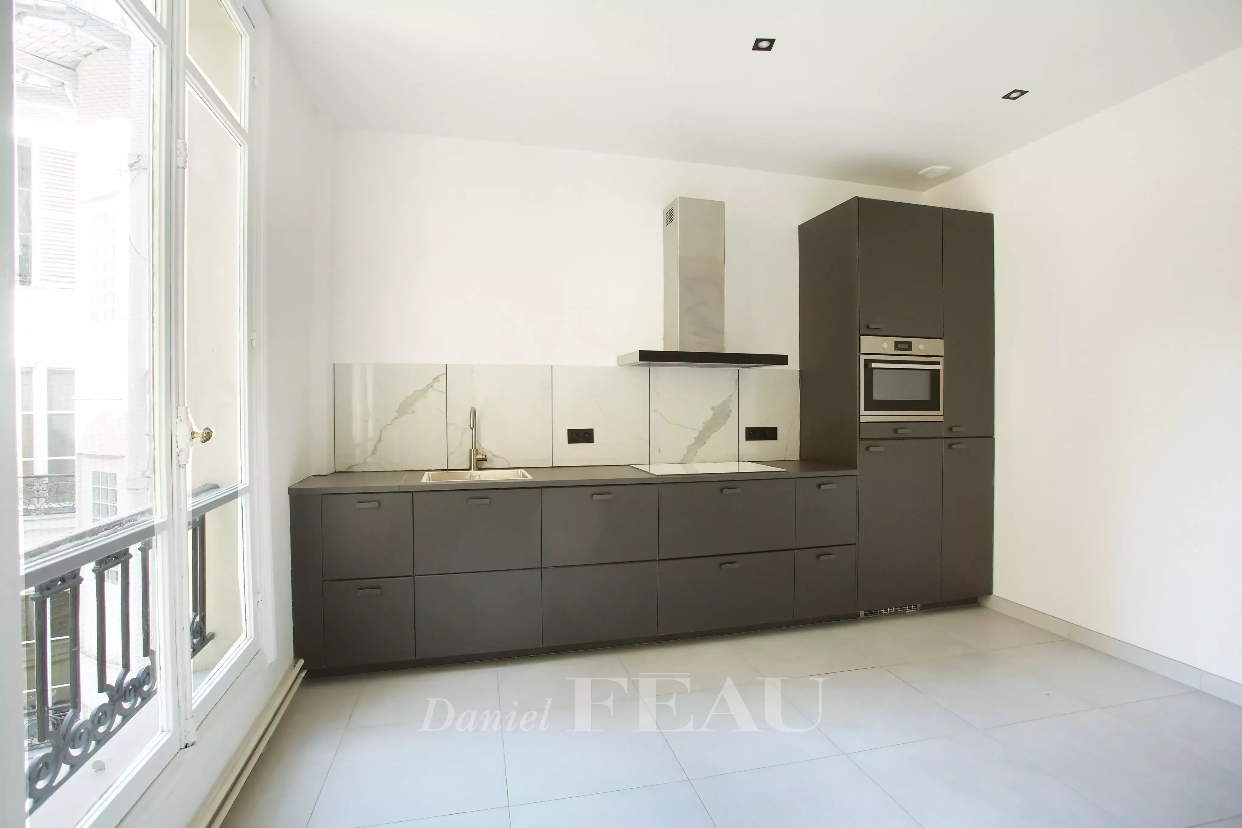 Location Appartement Paris 8ème