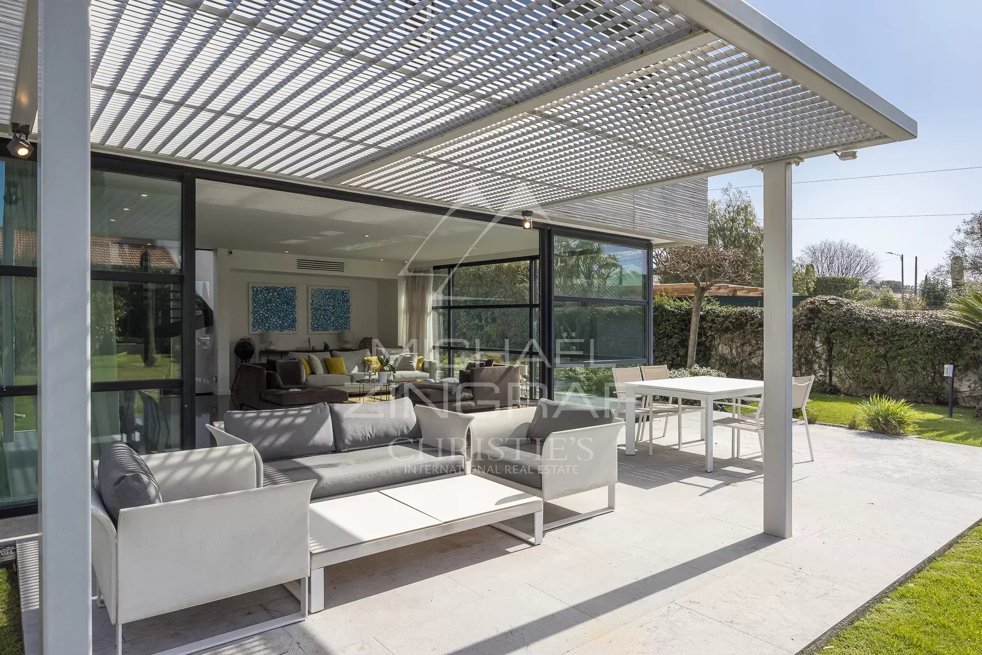 5 Bedroom Villa/Townhouse's Image 9