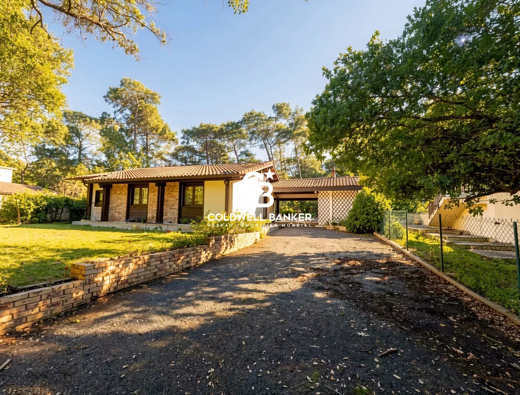 Agence immobilière de Coldwell Banker Surfin Realty