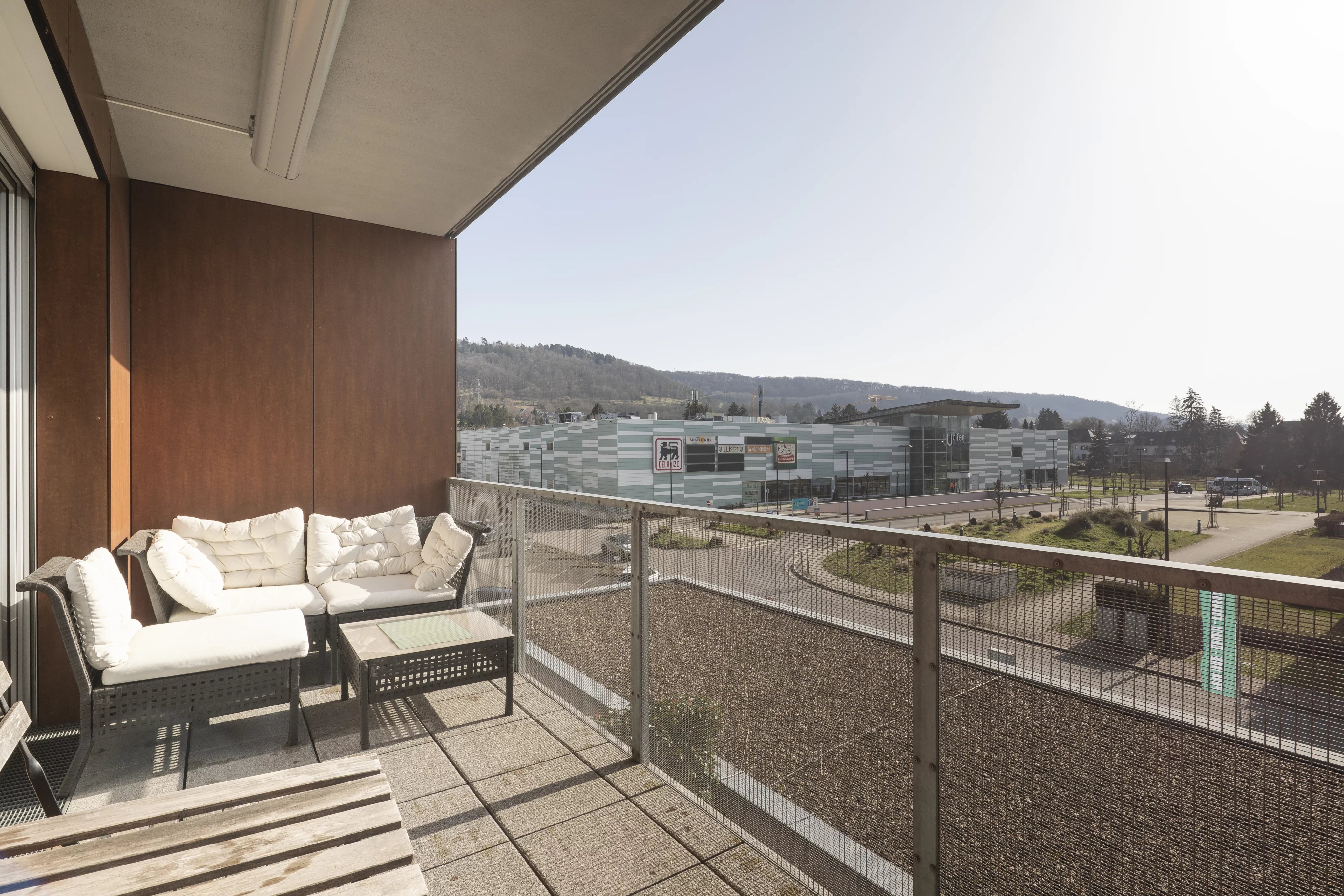 property-featured-image