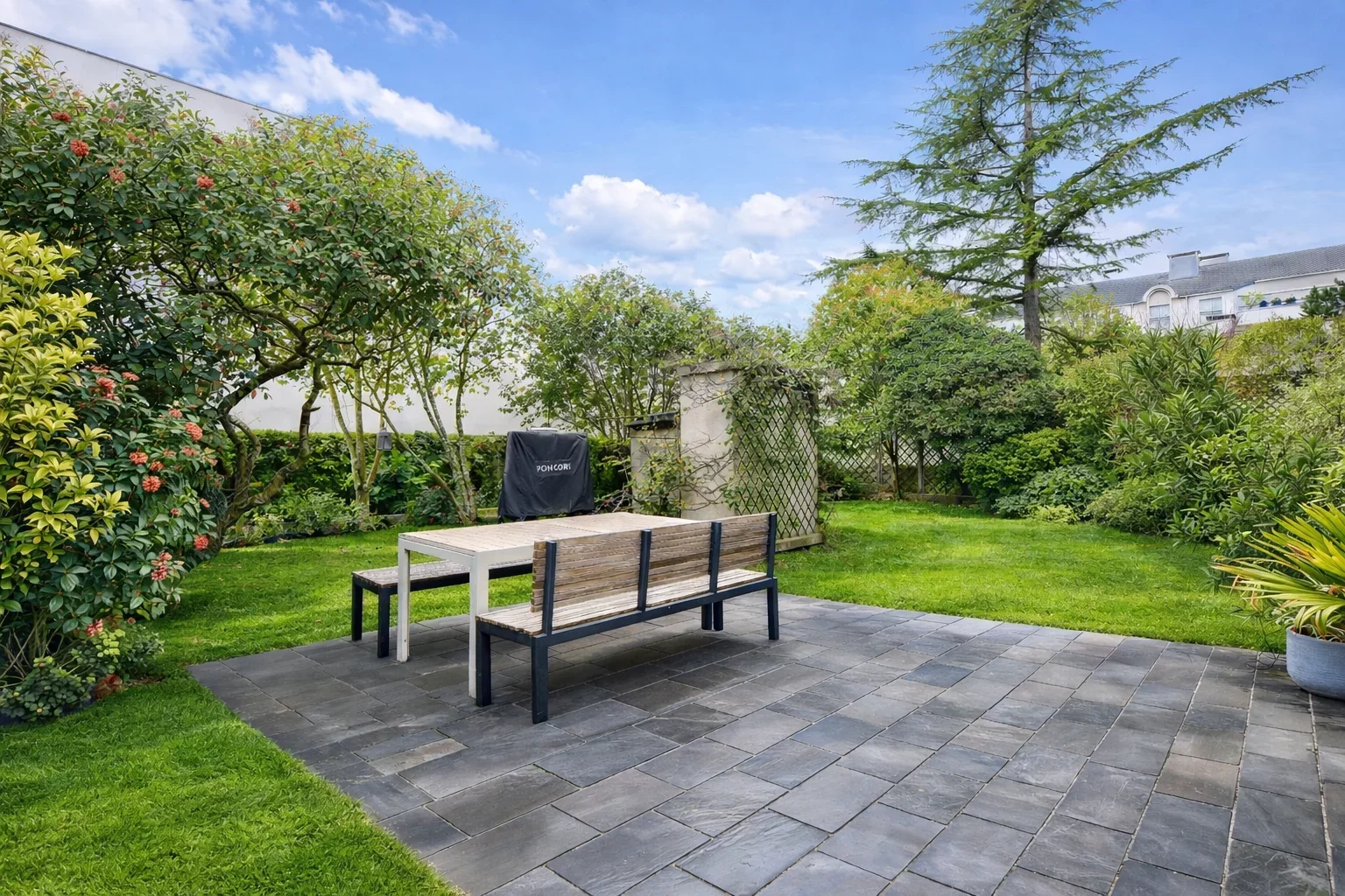 Suresnes - CARNOT GAMBETTA