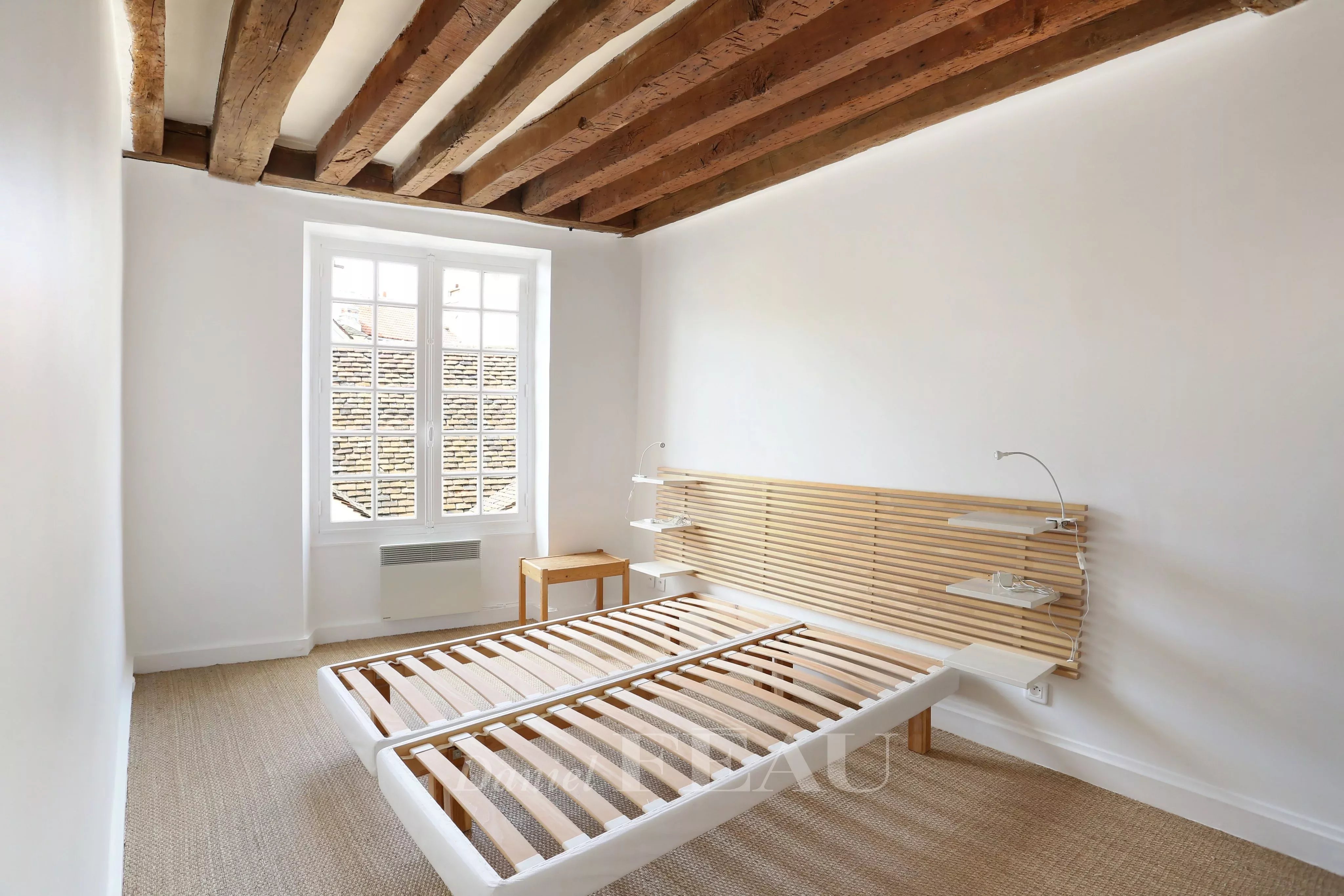 Bedroom Natural light Carpet