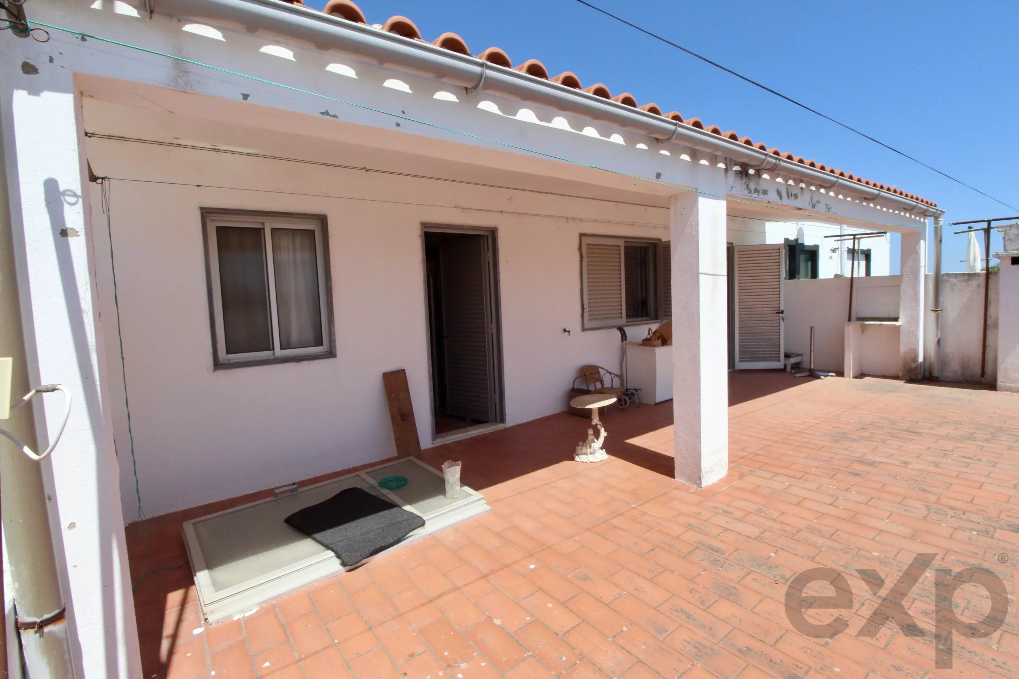 3 bedroom duplex a few meters from Fuzeta beach 8700-898 image 3