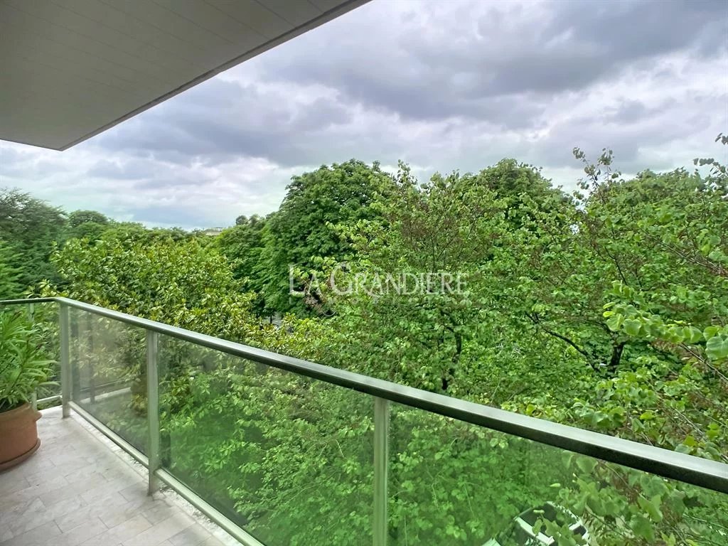 Neuilly-sur-Seine - Saussaye - 3ème étage - 4 pièces - 2 chambre