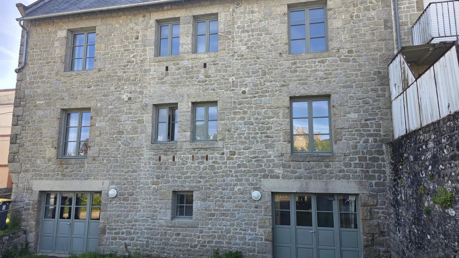 STUDIO MEUBLE- CENTRE HISTORIQUE DE DINAN