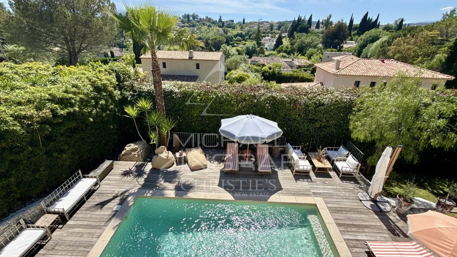 3 Bedroom Villa/Townhouse's Image 10