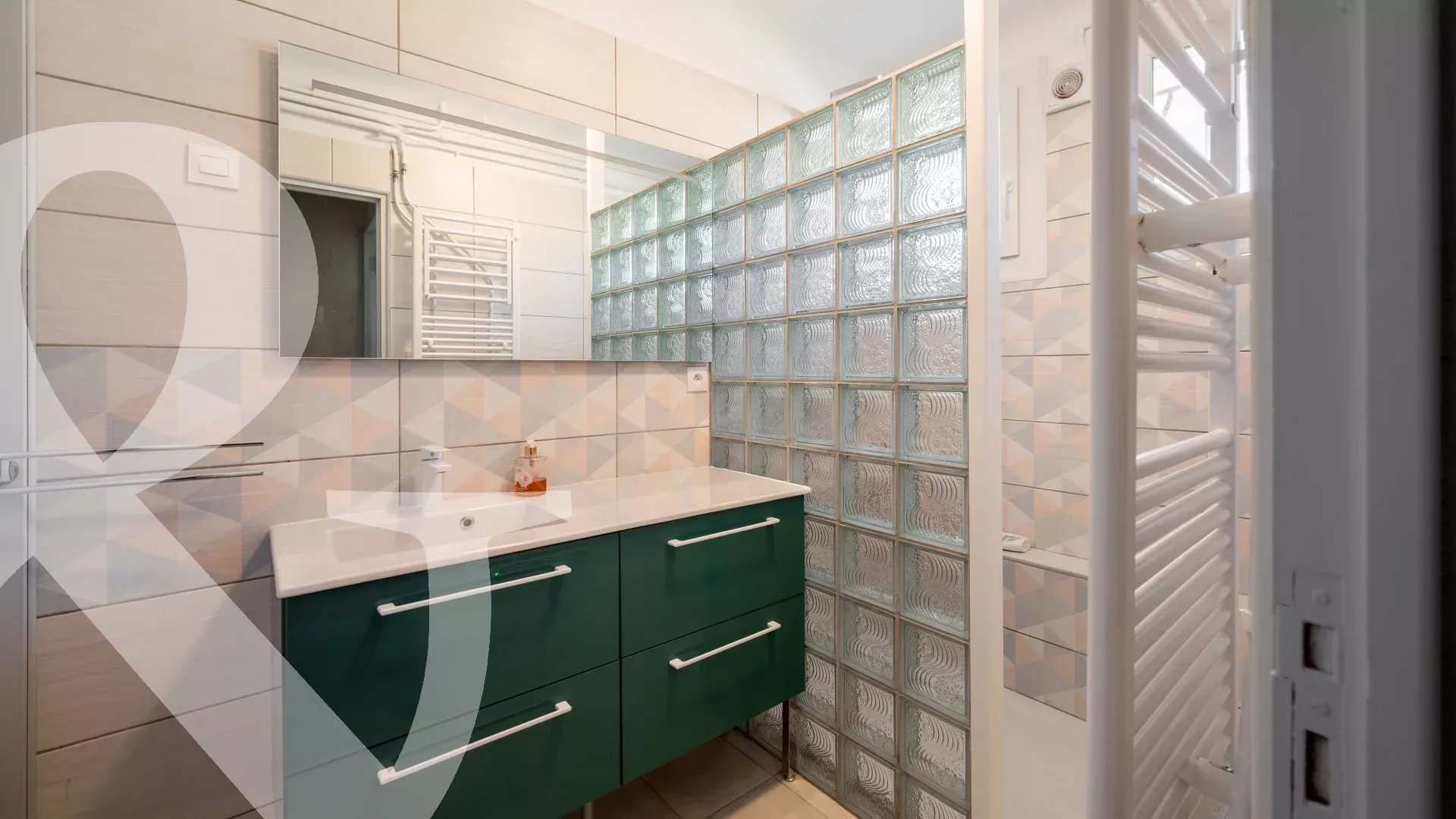 SPECIAL INVESTISSEUR