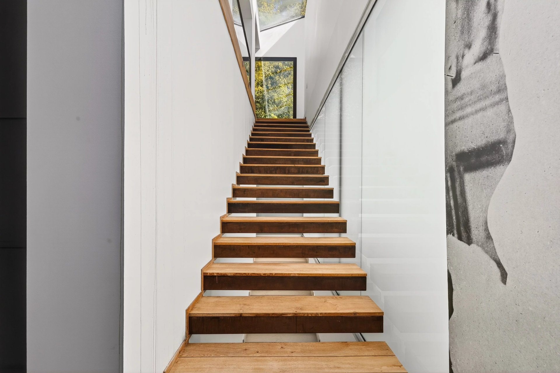 5 Bedroom Villa/Townhouse's Image 7