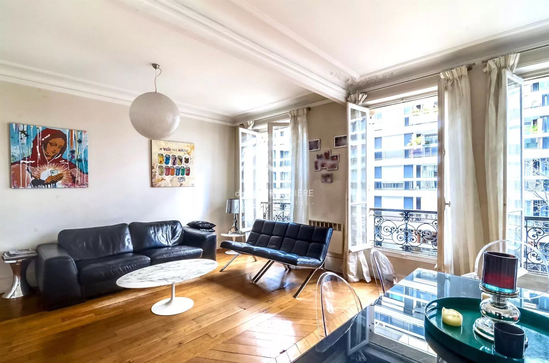 Paris 16ème - rue des Belles Feuilles - 67m2