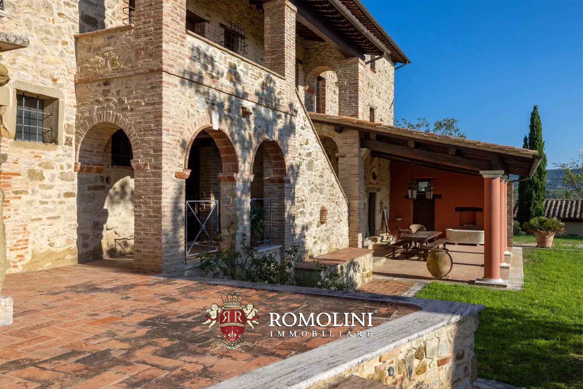 10 Bedroom Villa/Townhouse's Image 22