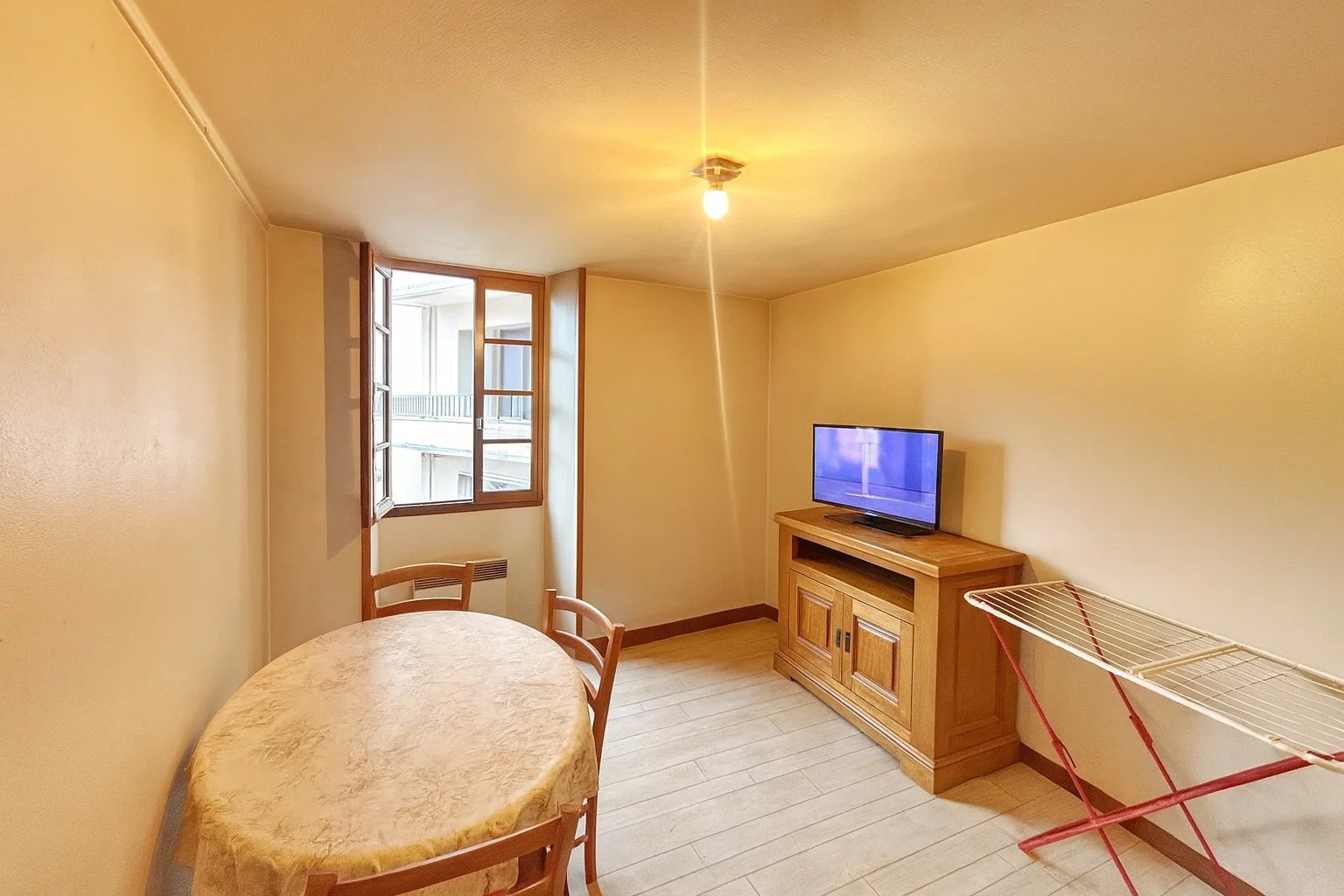 CHAMBERY - 2 pièces - 29,9 m²