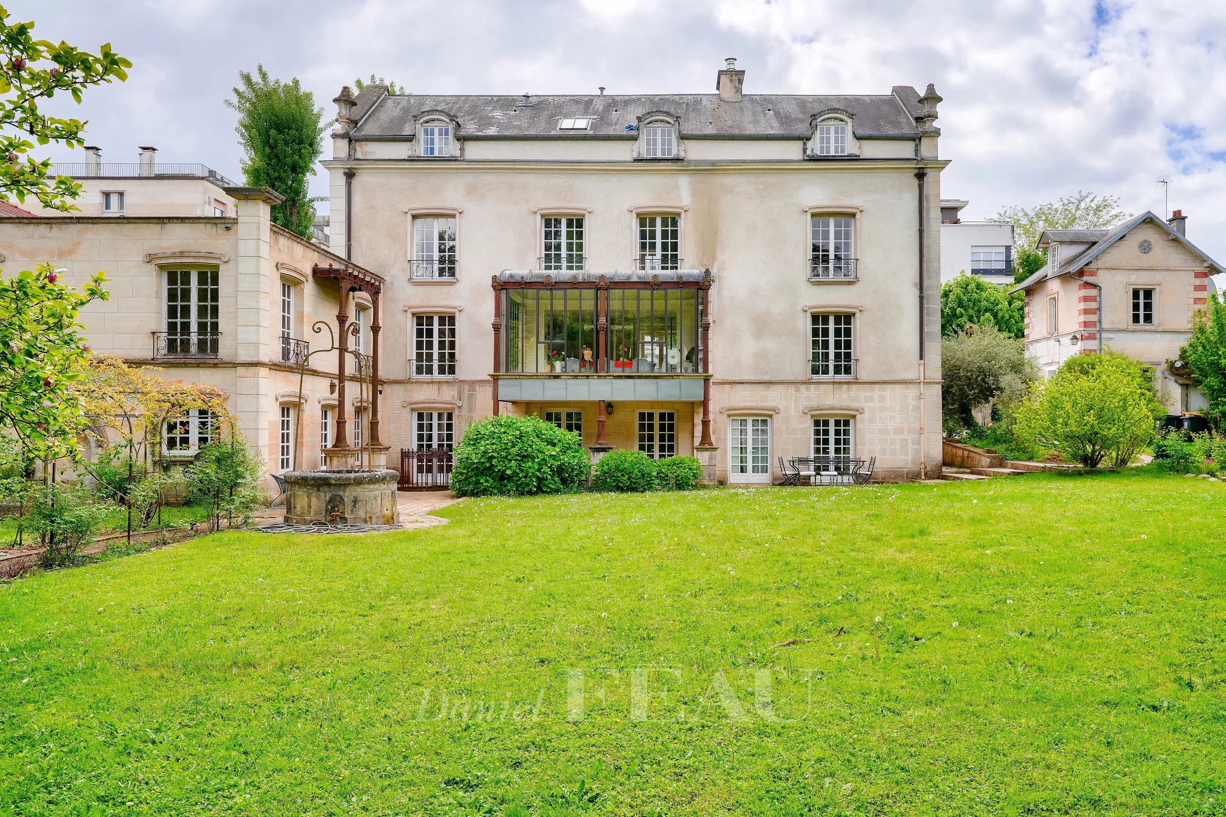 Ville-d'Avray - Maison meublée ou non meublée.