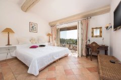 Close to Saint Paul de Vence - Architect villa — photo 7 of 7