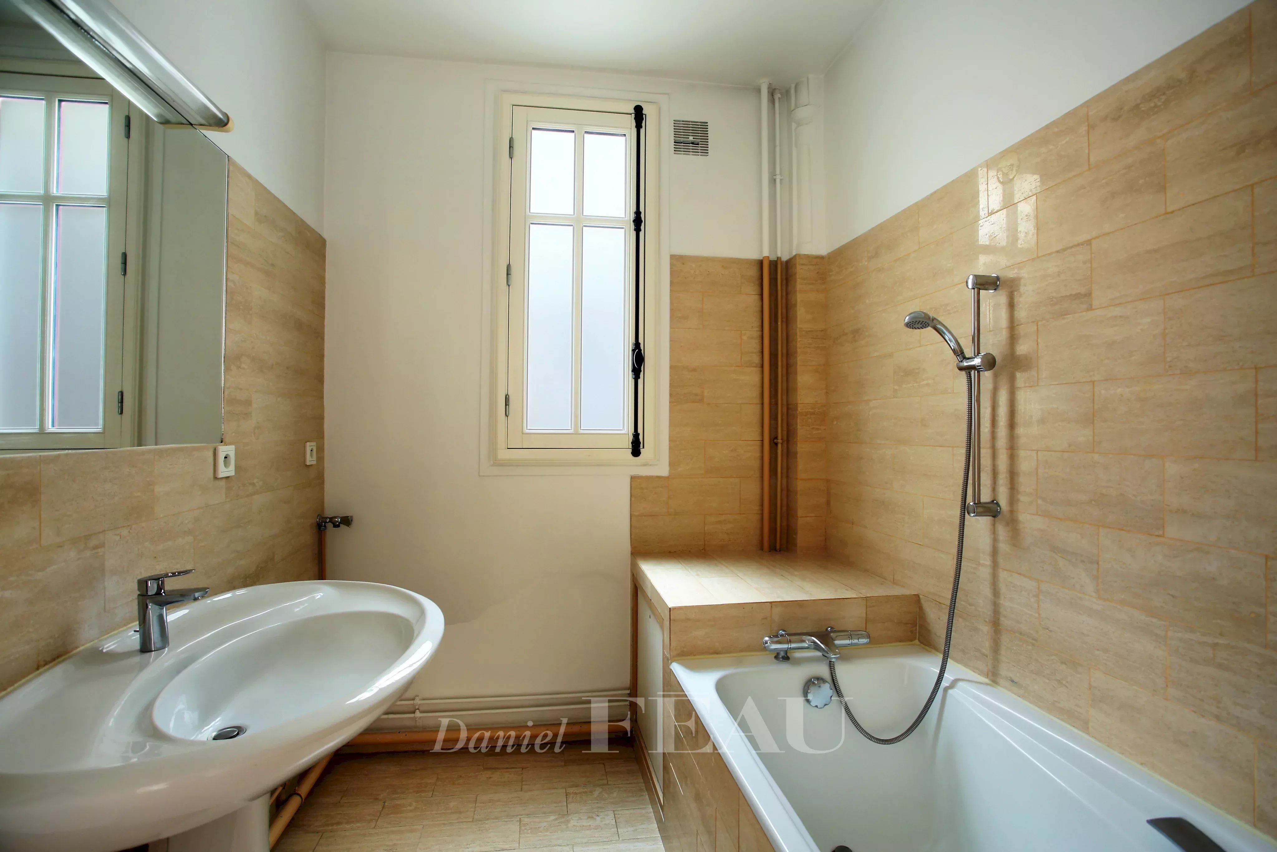 Rental Apartment Paris 16th