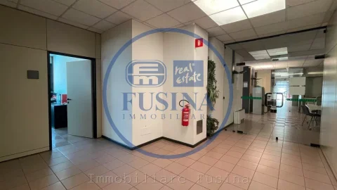 Magazzino---Capannone-in-vendita---Bolzano-9