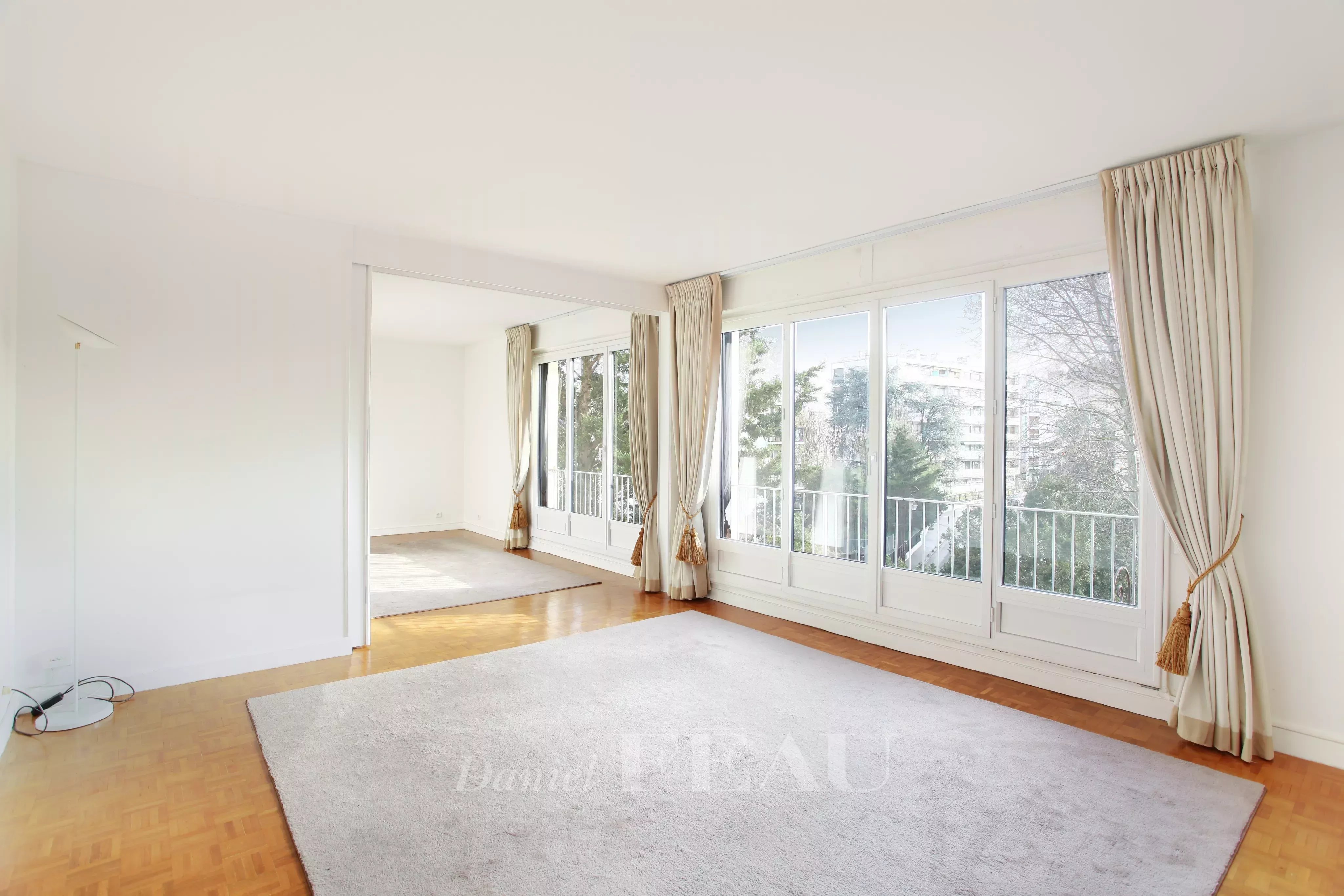 Rental Apartment Neuilly-sur-Seine